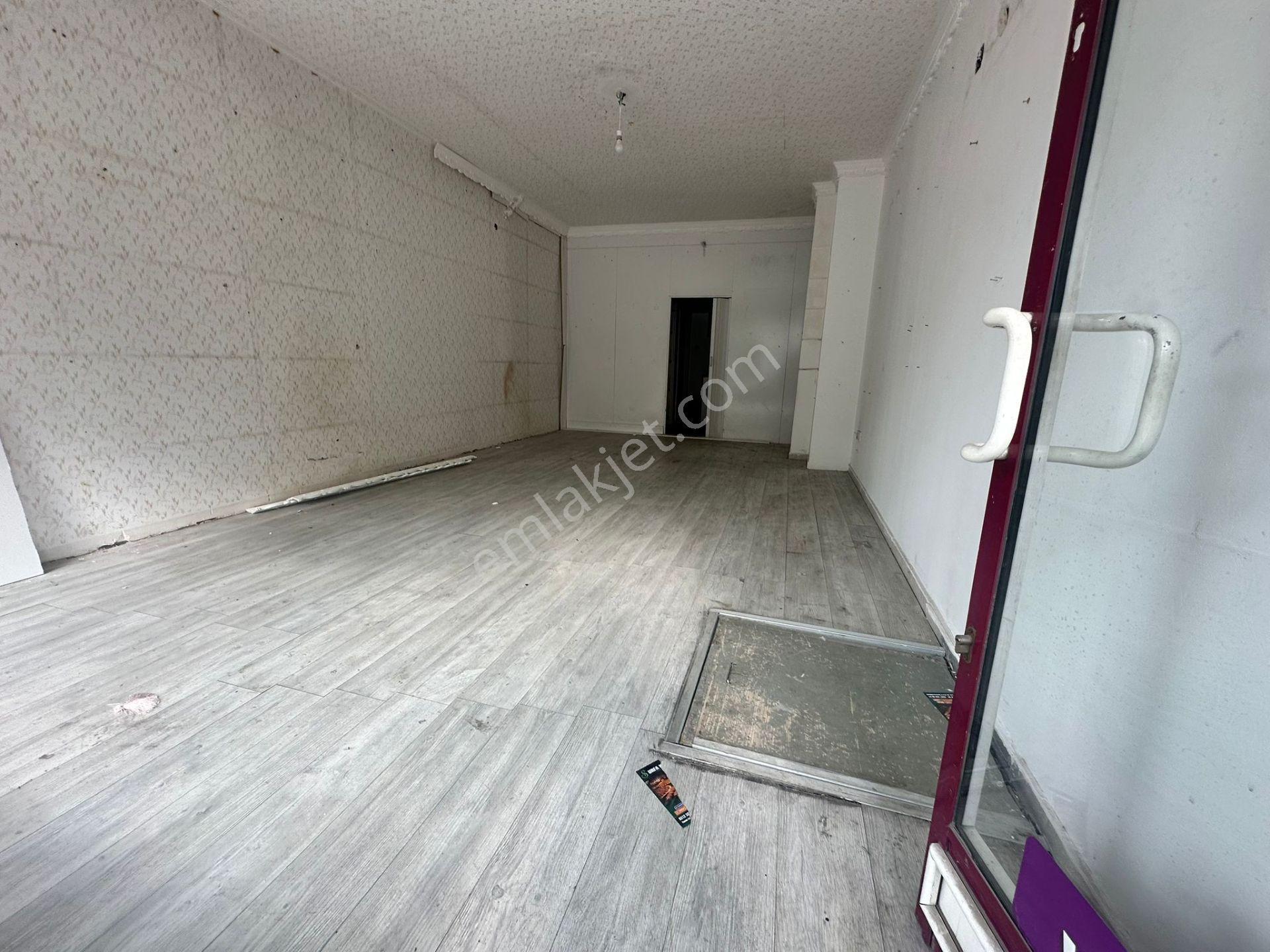 Yunus Emre Cad. Üstü İşlek Nokta 40 M2 Üst 9 M2 Depolu Dükkan - Görsel 4