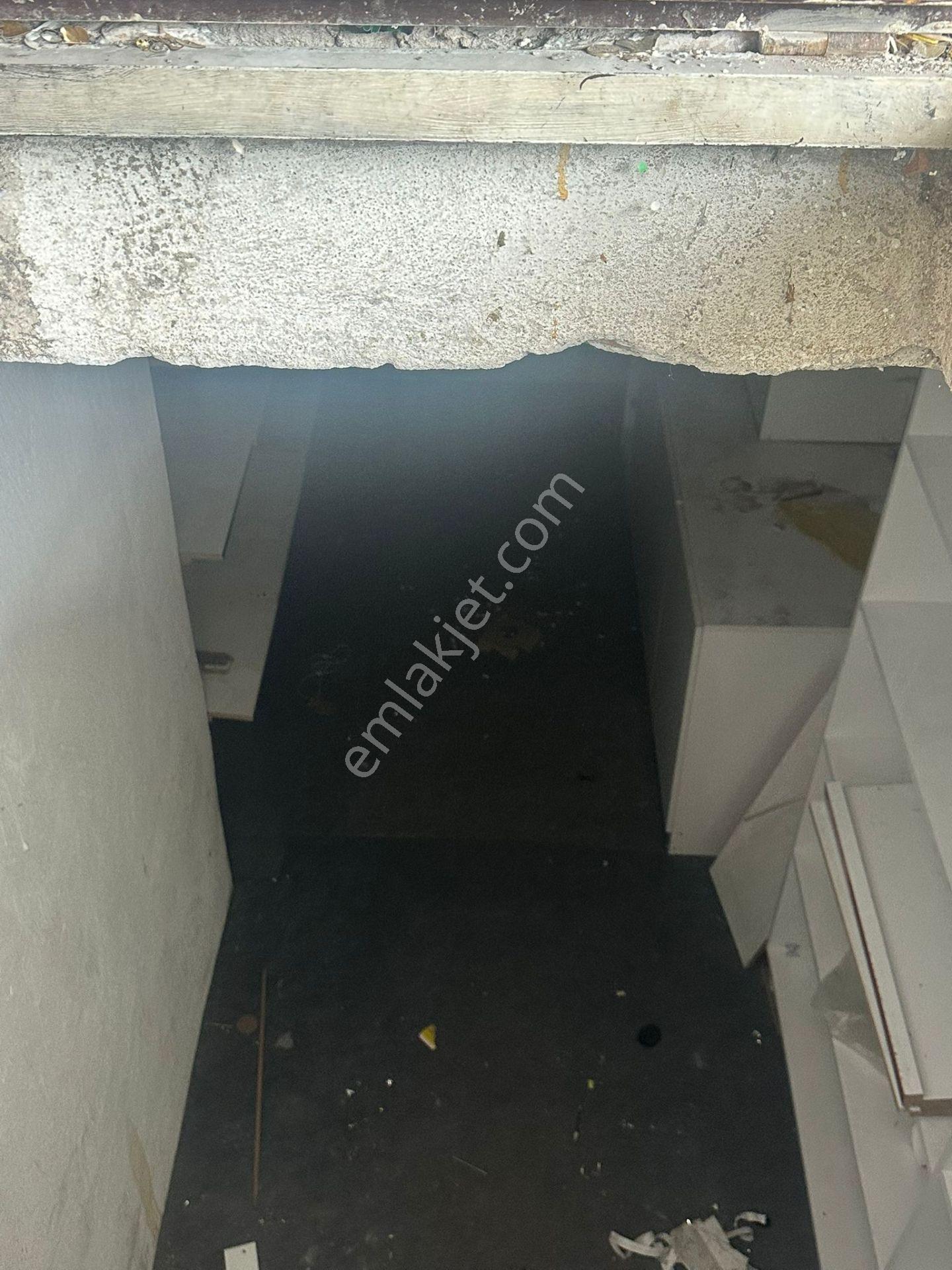 Yunus Emre Cad. Üstü İşlek Nokta 40 M2 Üst 9 M2 Depolu Dükkan - Görsel 15