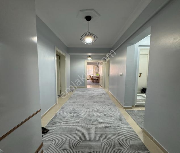 Metrobüse Yürüme Mesafesinde Ferah 2+1 Daire !!! - Görsel 23