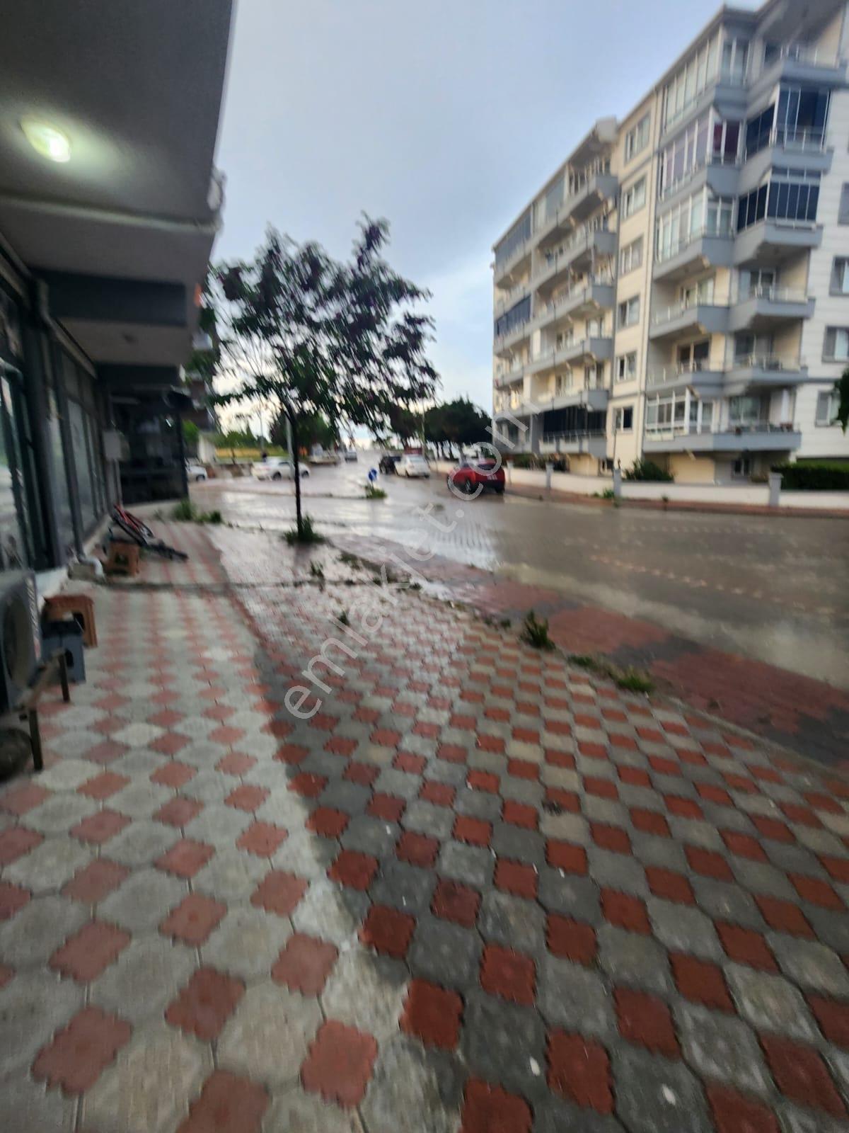 Cadde Cepheli Kaçırılmaz Kiralık Dükkan!!! - Görsel 4