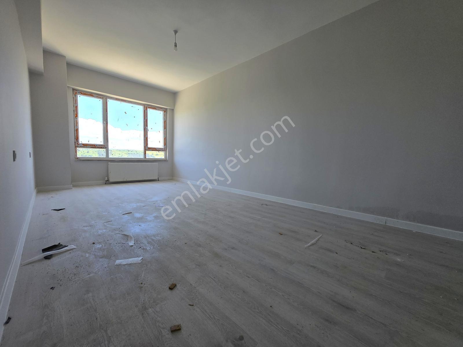 ´garanti Emlak'tan - Havuzlu Sitede - 183m² - 4+1 - A Clas Daire - Görsel 22