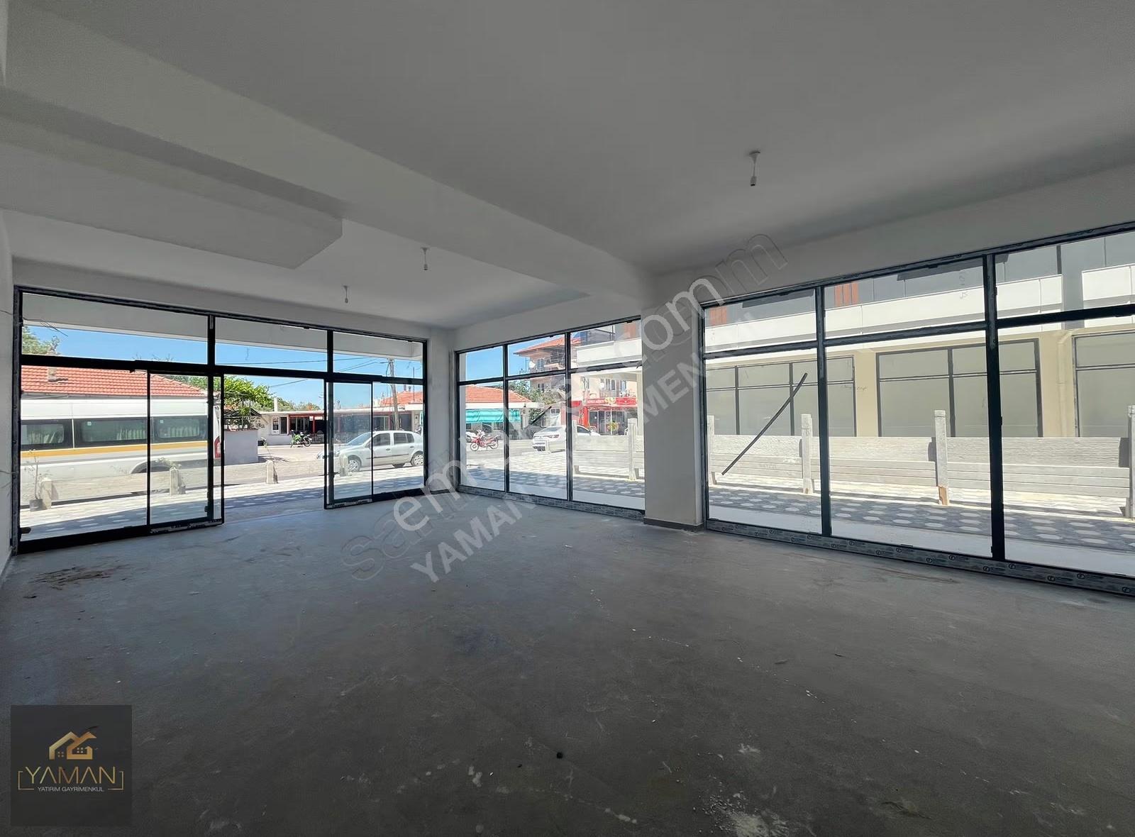 Geniş Vitrin Cepheli Sıfır Dükkanlar | İşlek Caddede | 100 M²