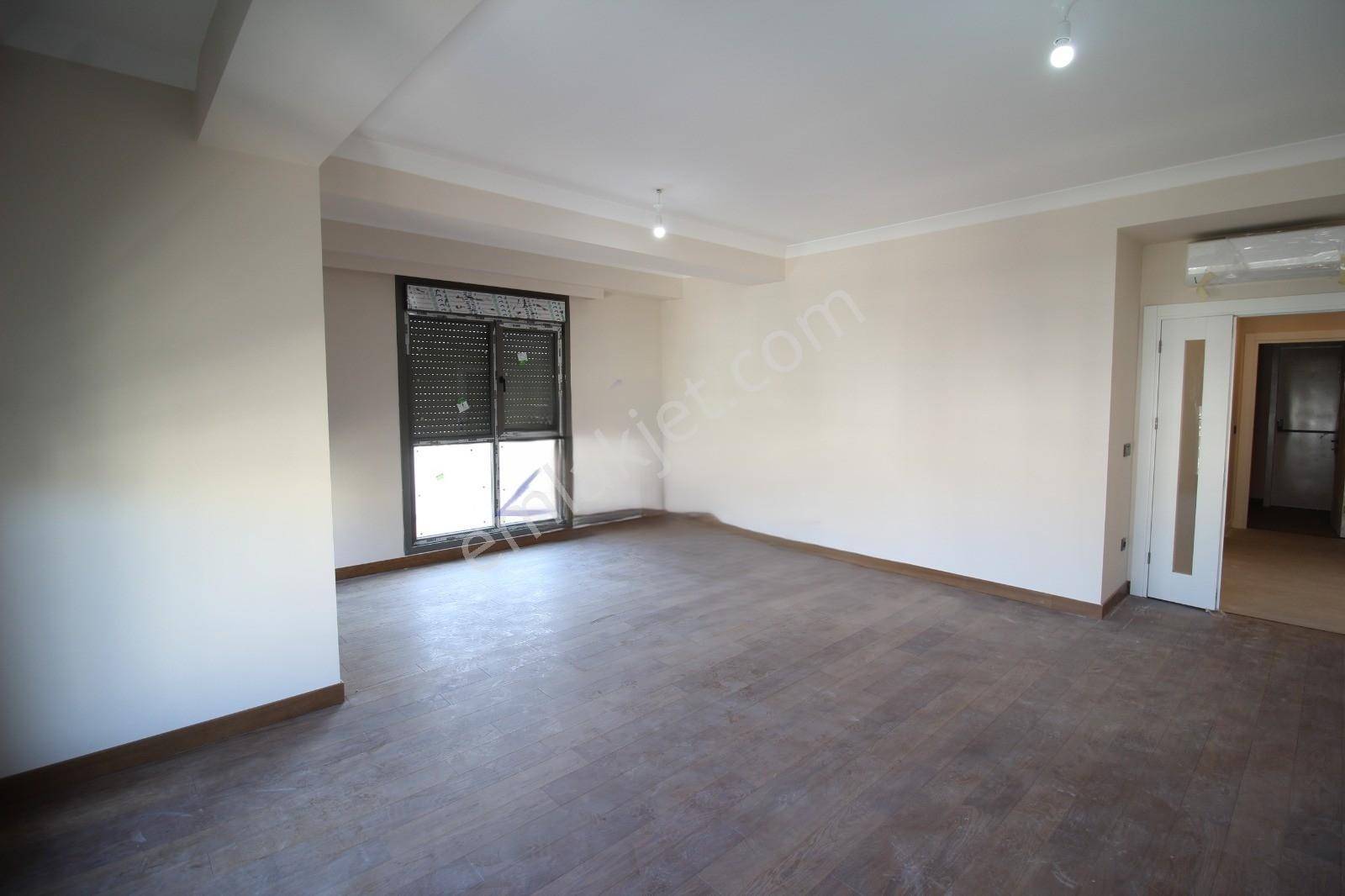 Suadiye Bağdat Caddesi 3+1 Balkonlu Lüks Satılık Daire - Görsel 14