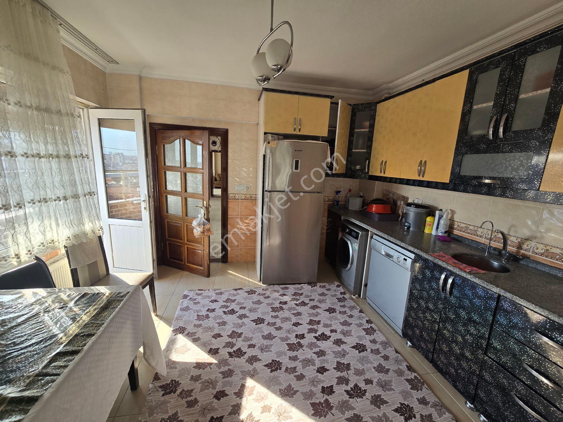 Ülgen İnşaattan Sultangazi Esentepe Mahallesinde 3+1 200m Eşkiralık Daire - Görsel 11