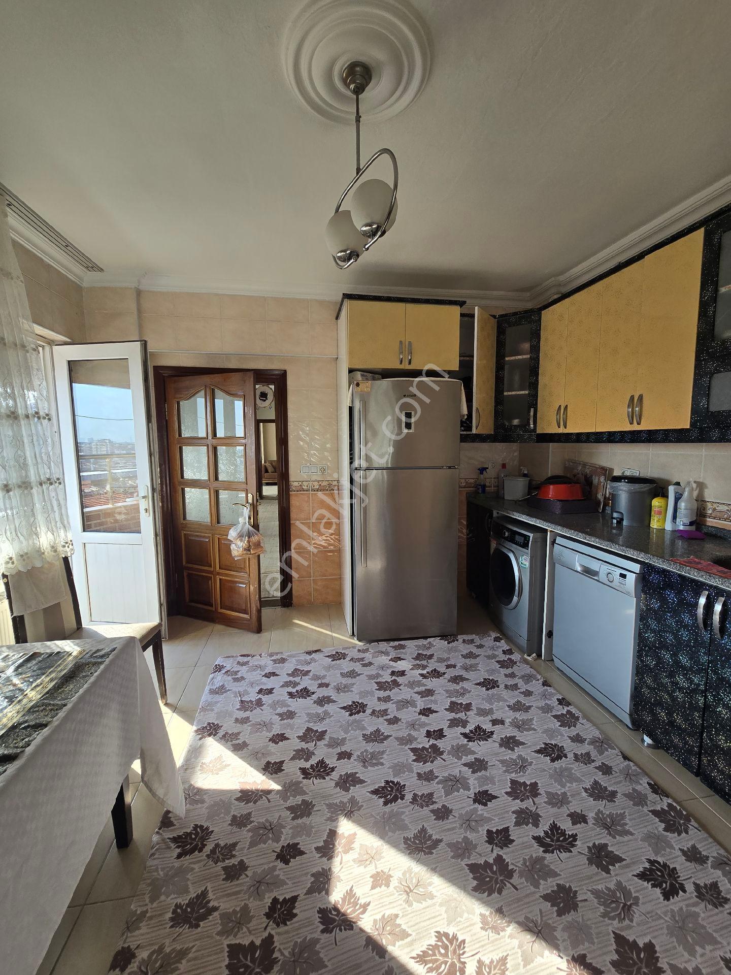 Ülgen İnşaattan Sultangazi Esentepe Mahallesinde 3+1 200m Eşkiralık Daire - Görsel 12