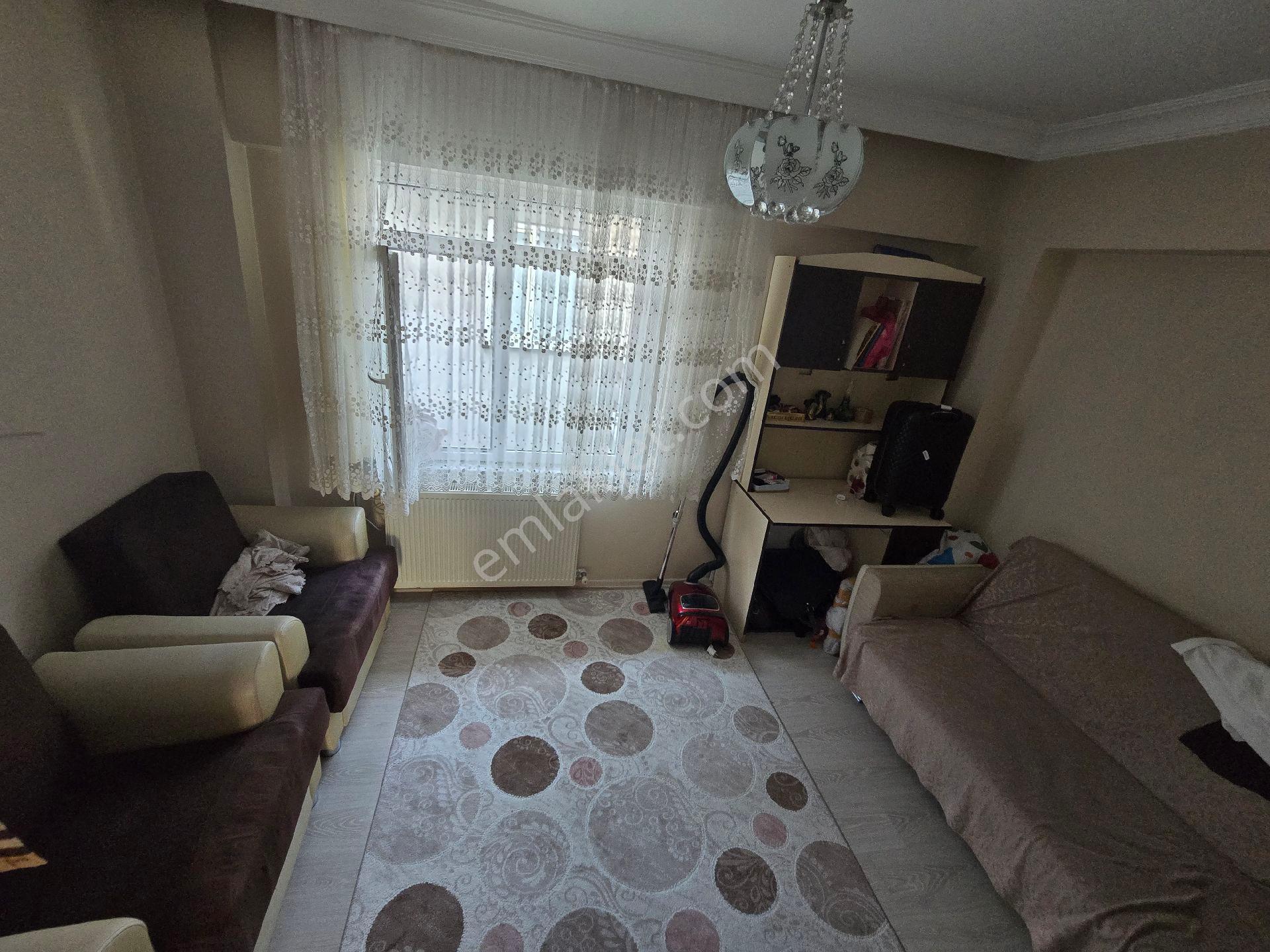 Ülgen İnşaattan Sultangazi Esentepe Mahallesinde 3+1 200m Eşkiralık Daire - Görsel 13