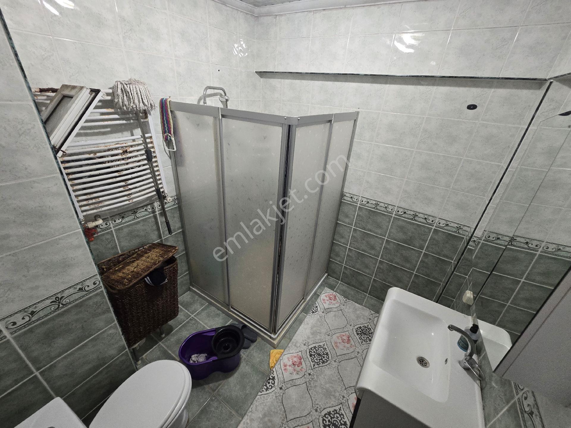 Ülgen İnşaattan Sultangazi Esentepe Mahallesinde 3+1 200m Eşkiralık Daire - Görsel 18