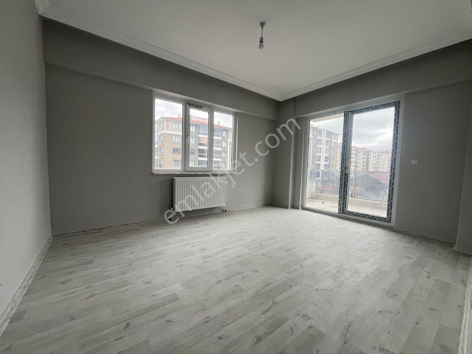 Lavanta Sitesinde Site İçi Ara Kat Kiralık Lüks Daire !! - Görsel 12
