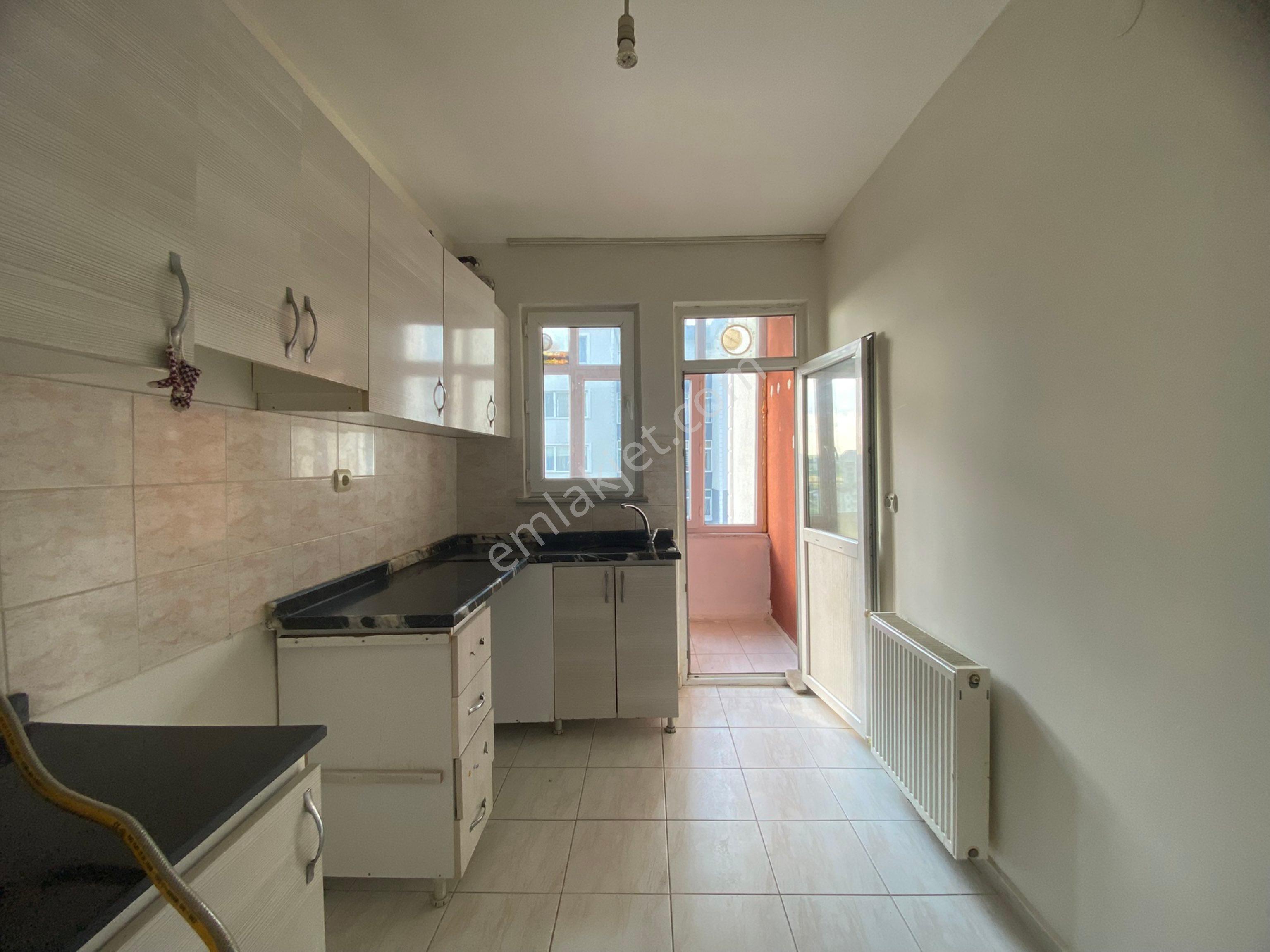 Remax Landden B.yoncalı Site İçi Satılık İskanlı 2+1 - Görsel 6