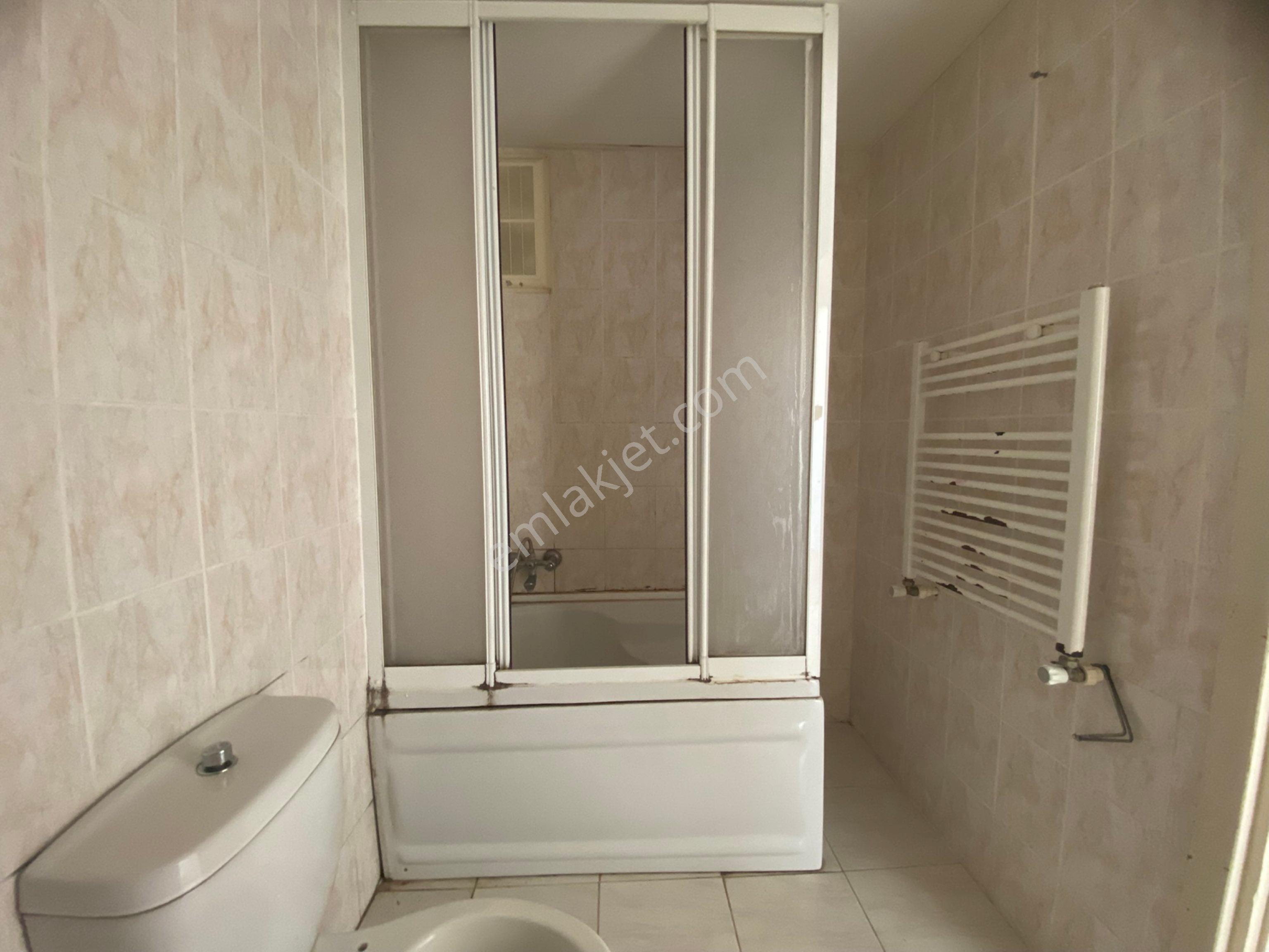Remax Landden B.yoncalı Site İçi Satılık İskanlı 2+1 - Görsel 16