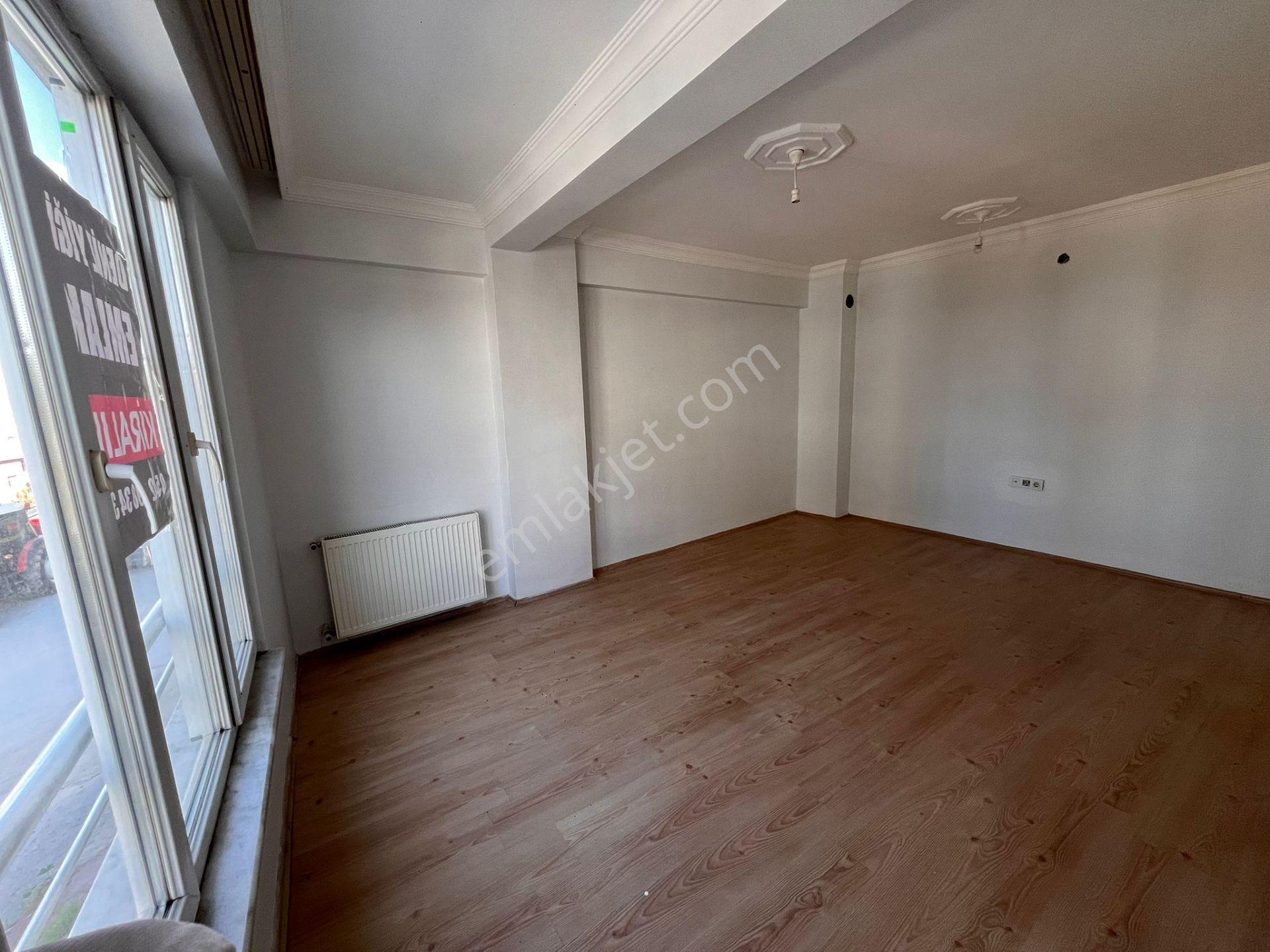 Deniz Yiğit Emlak'tan 30 Ağustos Mahallesinde Kiralık 2+1 Arakat Daire - Görsel 23