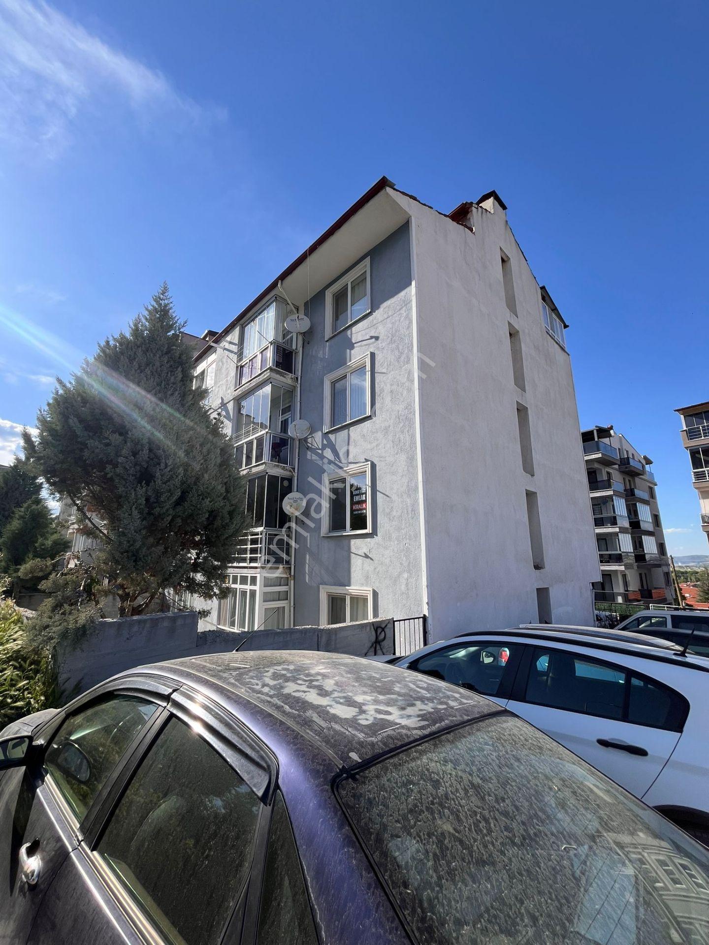 Deniz Yiğit Emlak'tan 30 Ağustos Mahallesinde Kiralık 2+1 Arakat Daire - Görsel 27