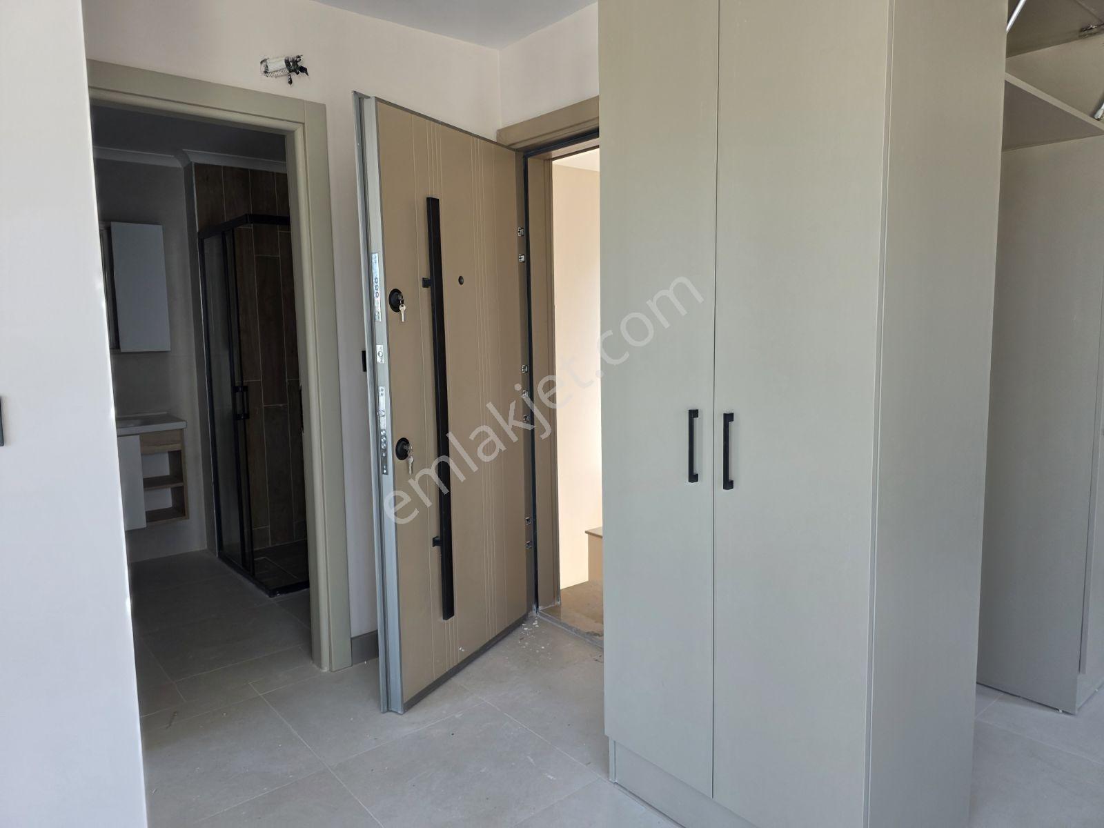 Remax Anka'dan Site İçi Deniz Manzaralı Satılık 1+1 Daire - Görsel 5
