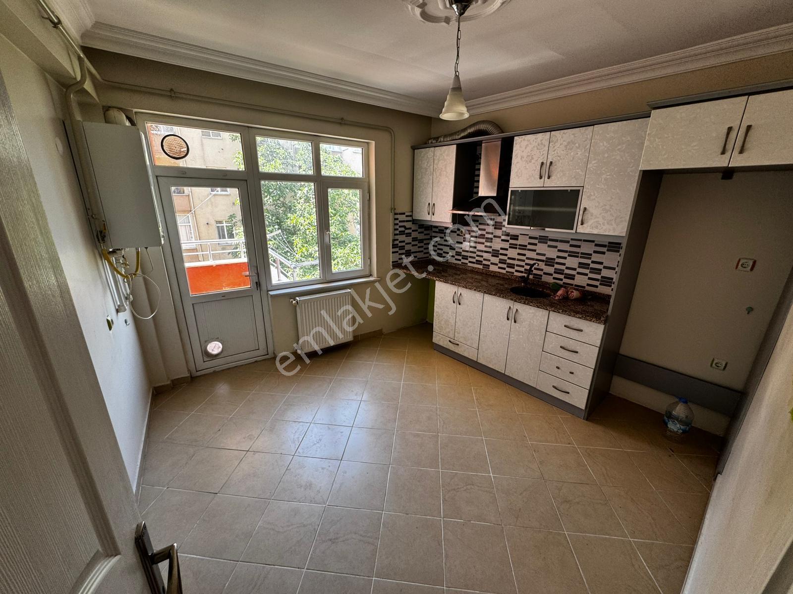 Emek Emlak'tan Mimar Sinan Mah.de Kiralık 2+1 Daire K-3076 - Görsel 2