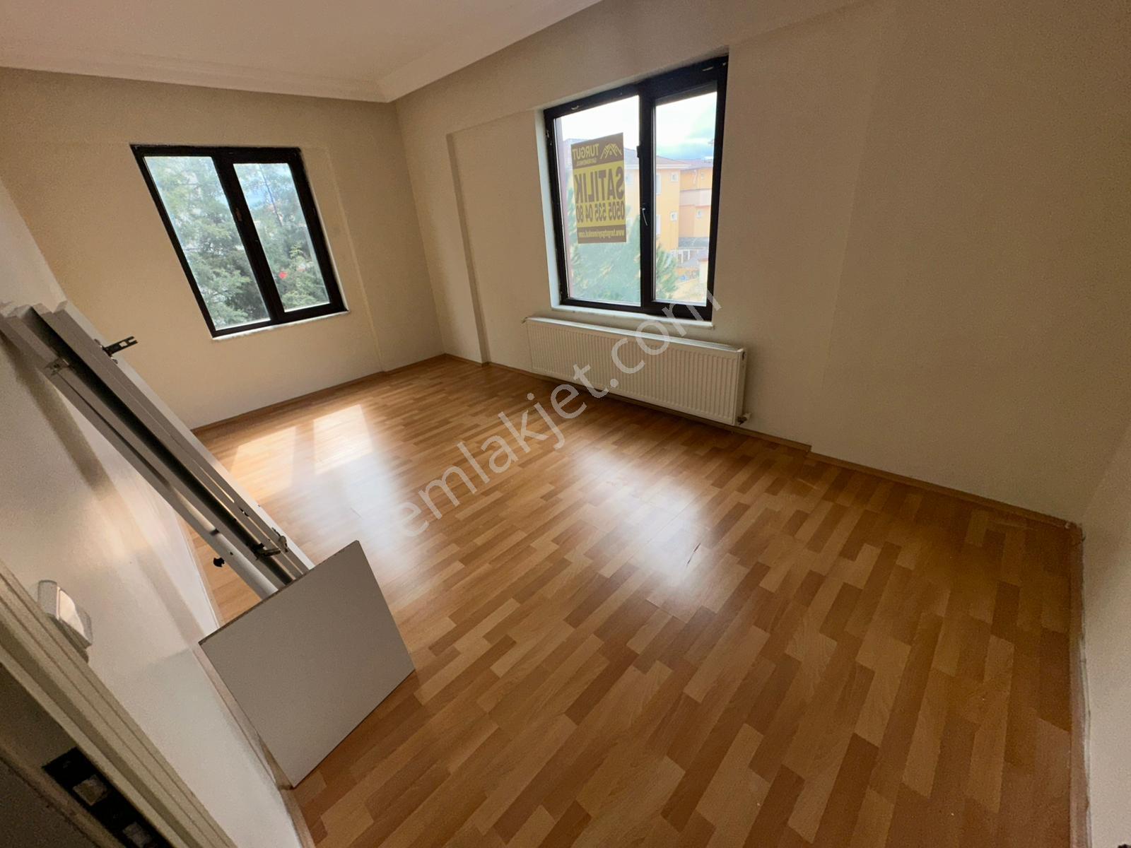 Korucuk Merkez'de Kiralık 3+1 Ara Kat Daire - Turgut Gayrimenkul - Görsel 14