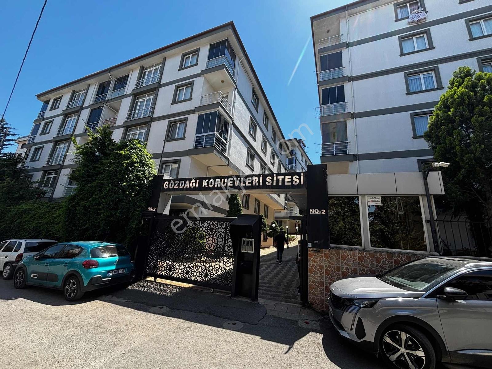 Pendik'te Emsalsiz Fırsat! Satılık Geniş 2+1 - Villa Takası Olur