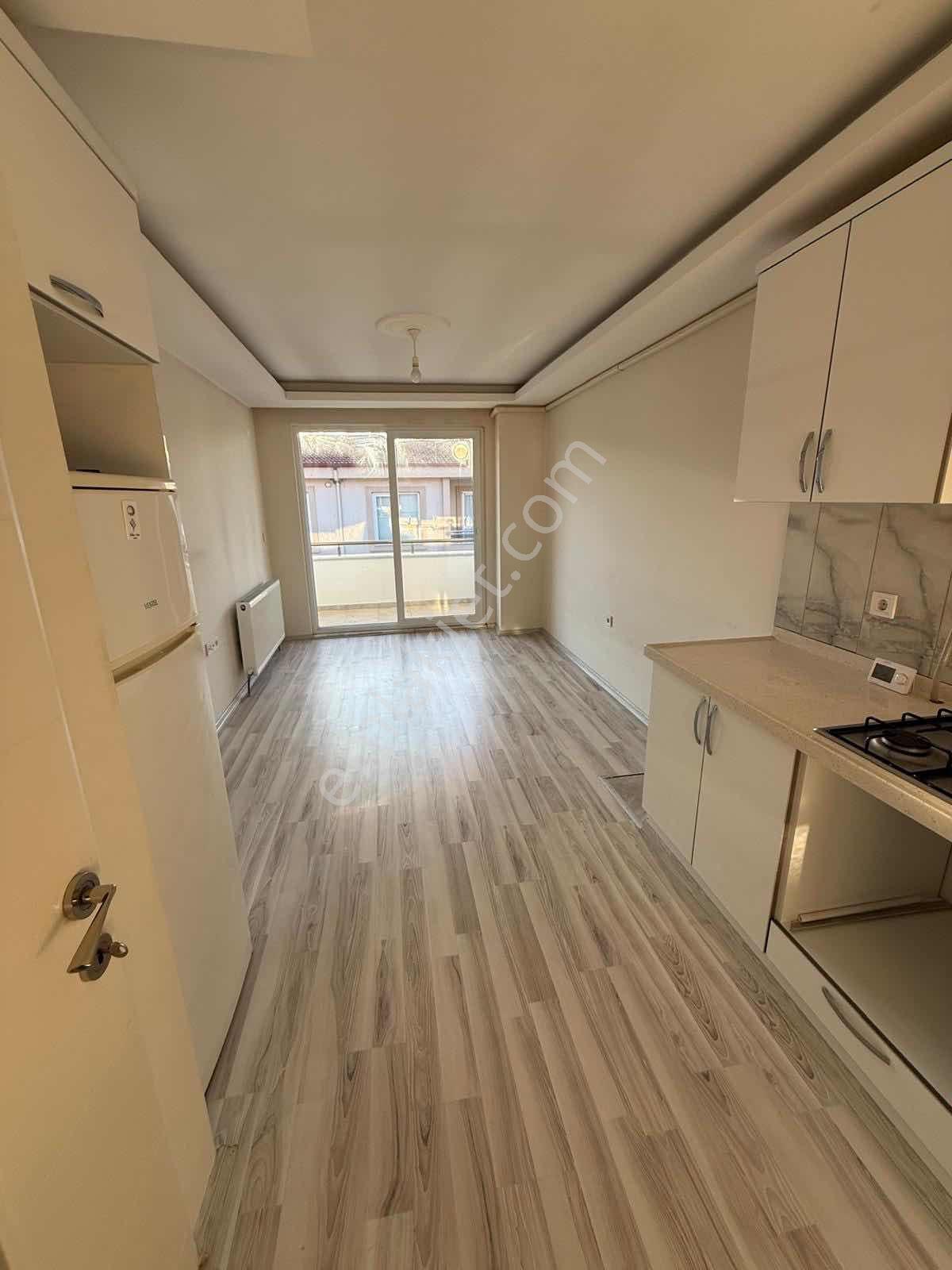 Gömeç Kemalpaşa Hastane Ve Okul Çevresinde Kiralık Daire - Görsel 13