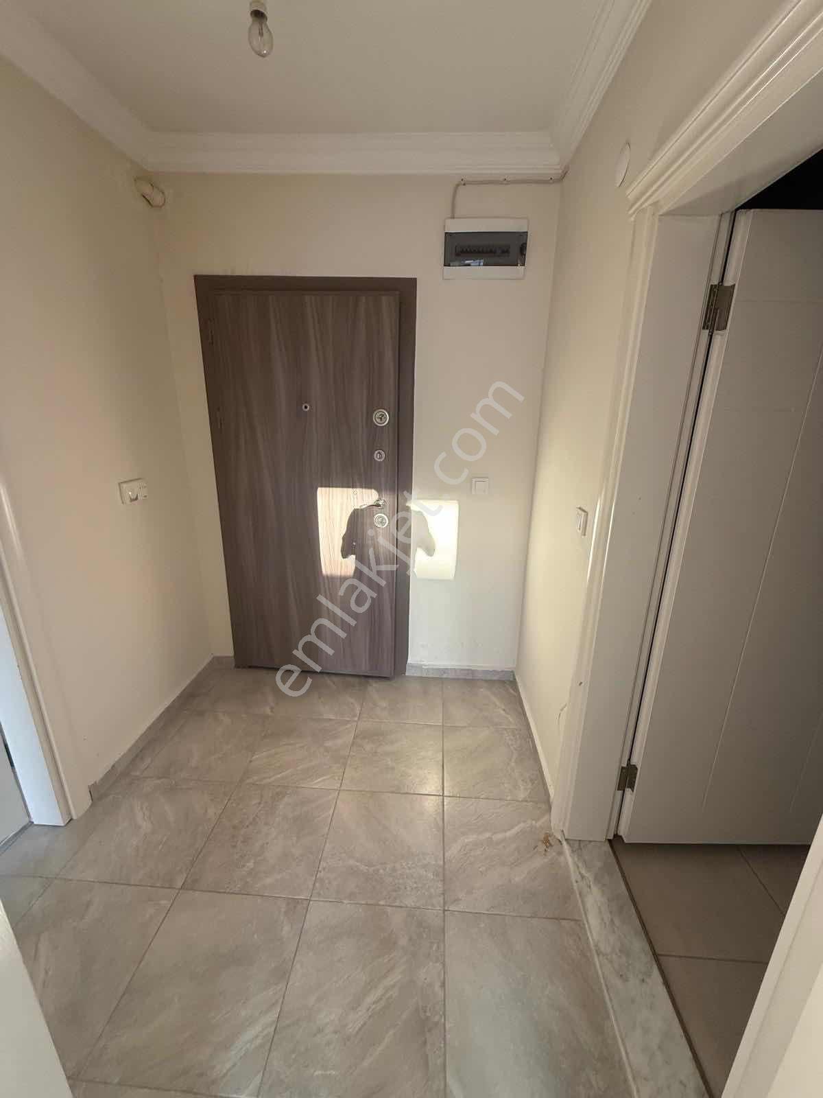 Gömeç Kemalpaşa Hastane Ve Okul Çevresinde Kiralık Daire - Görsel 5