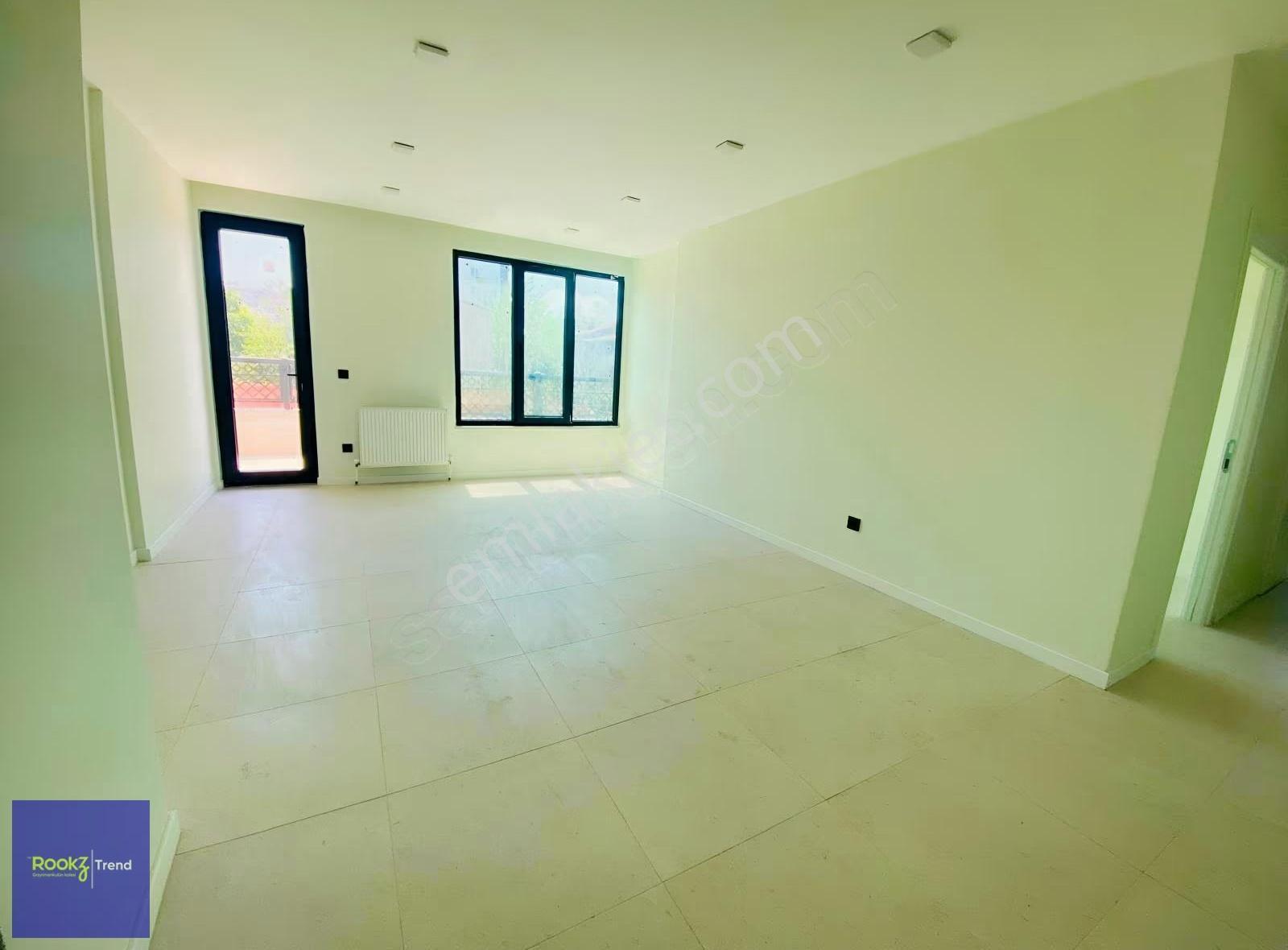 Çekmeköy Soğukpınar Mahk.otopark E.banyo 2+1 Kiralık Sıfır Daire - Görsel 6