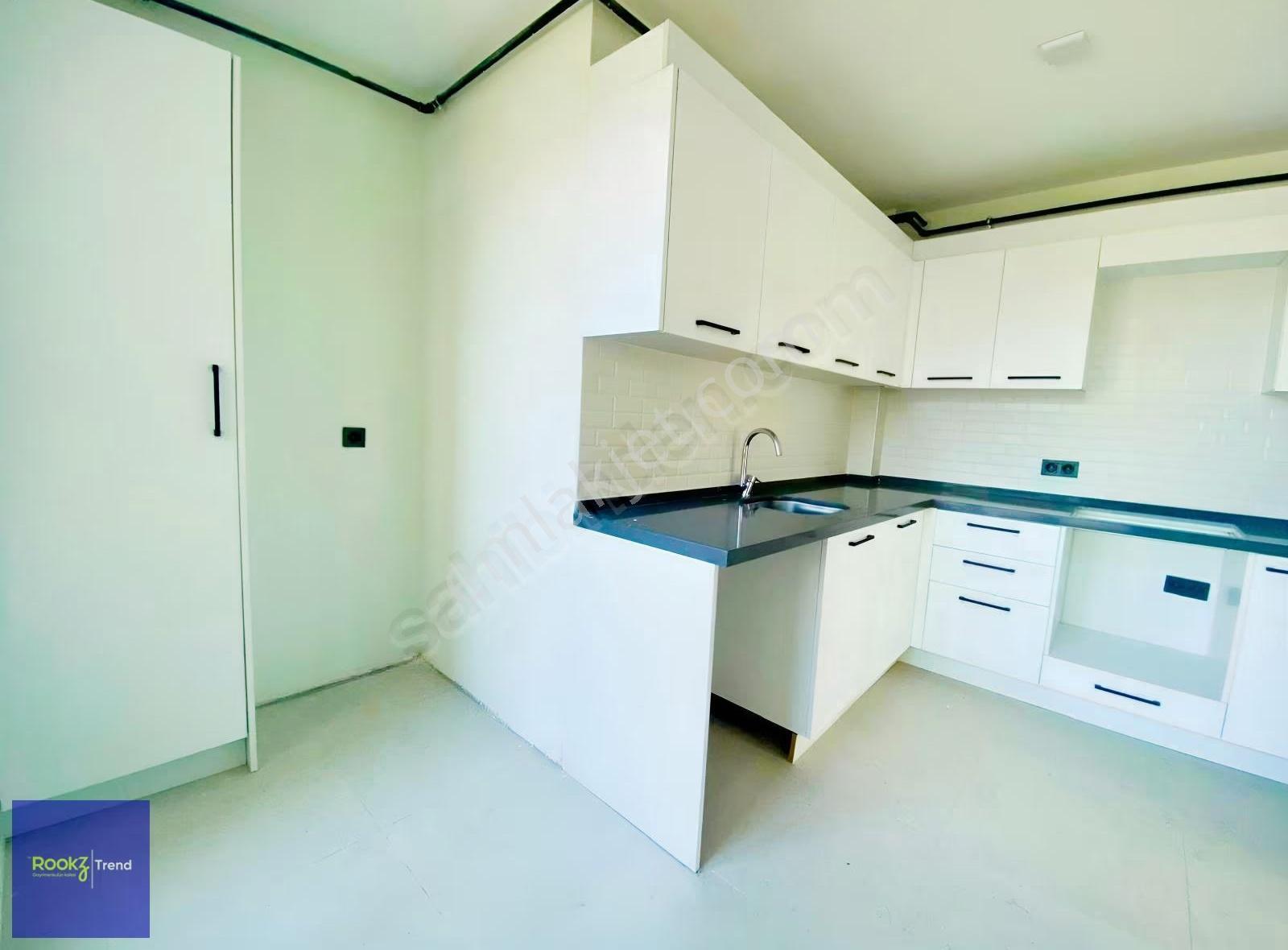 Çekmeköy Soğukpınar Mahk.otopark E.banyo 2+1 Kiralık Sıfır Daire - Görsel 7