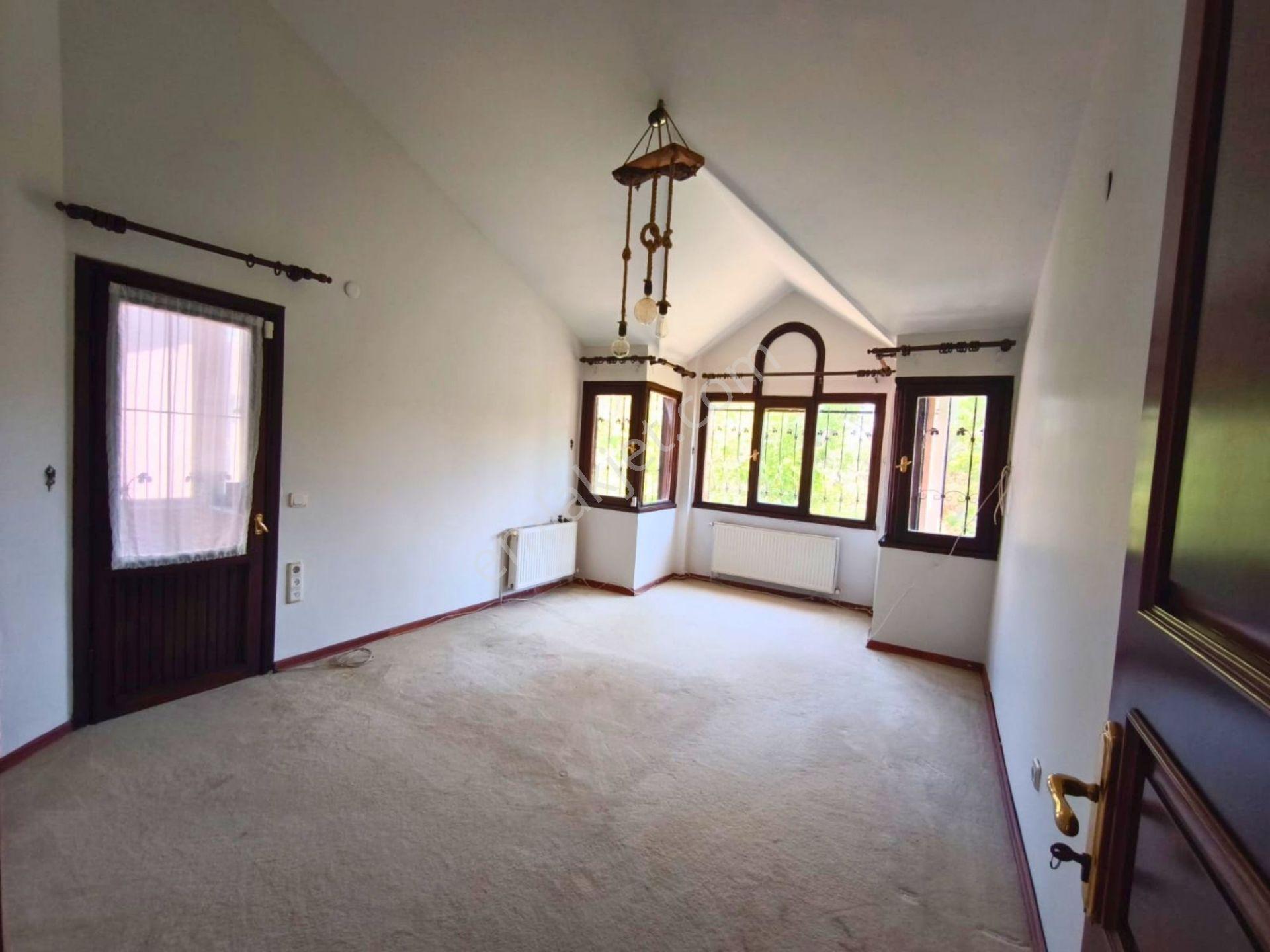 Alemdağ Çamlıkent Sitesi 4+1 Kiralık Villa - Görsel 21