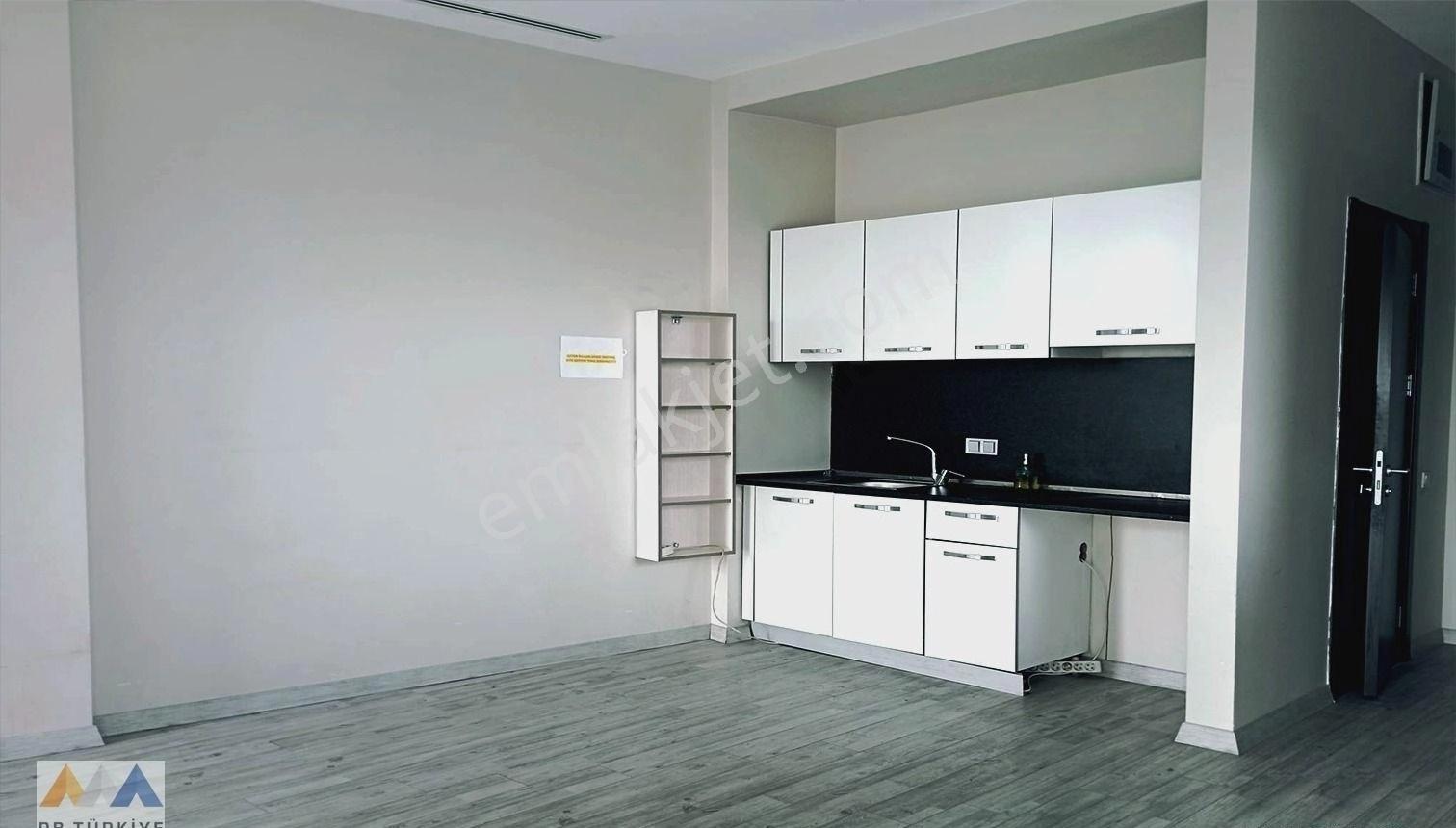 Kartal Kule'de Şehir Manzaralı Yüksek Kat Satılık Ofis ! - Görsel 22