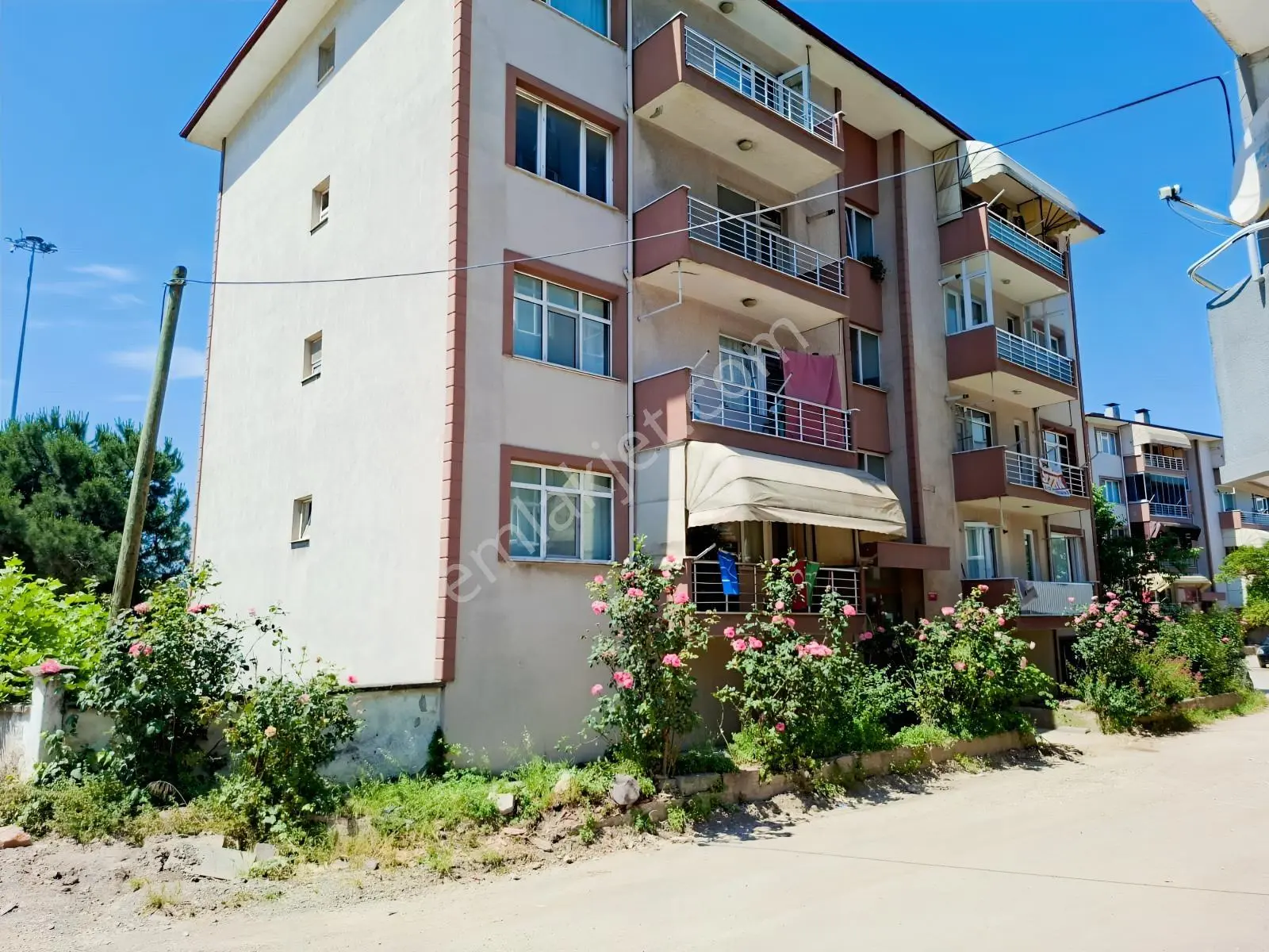 Emek Emlak'tan Mimar Sinan Mah.de Kiralık 2+1 Daire K-3078 - Görsel 2
