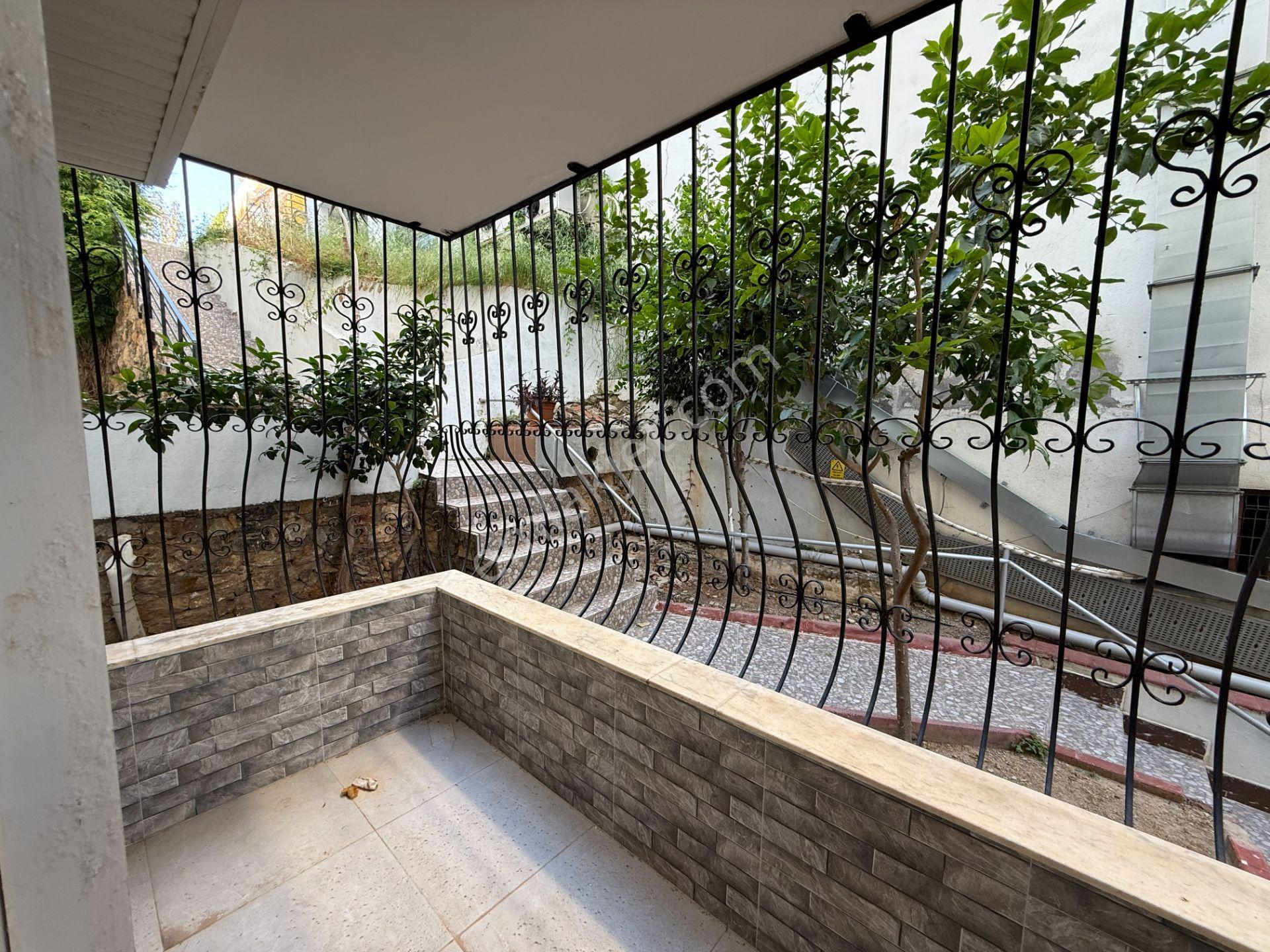 Satılık 2+1 Deniz Kenarı Siteiçi Daire Alanya-konaklı - Görsel 3