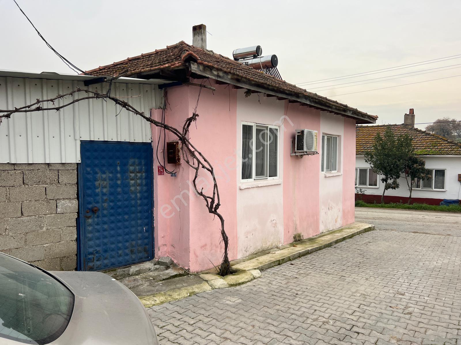 Müstakil Köy Evi