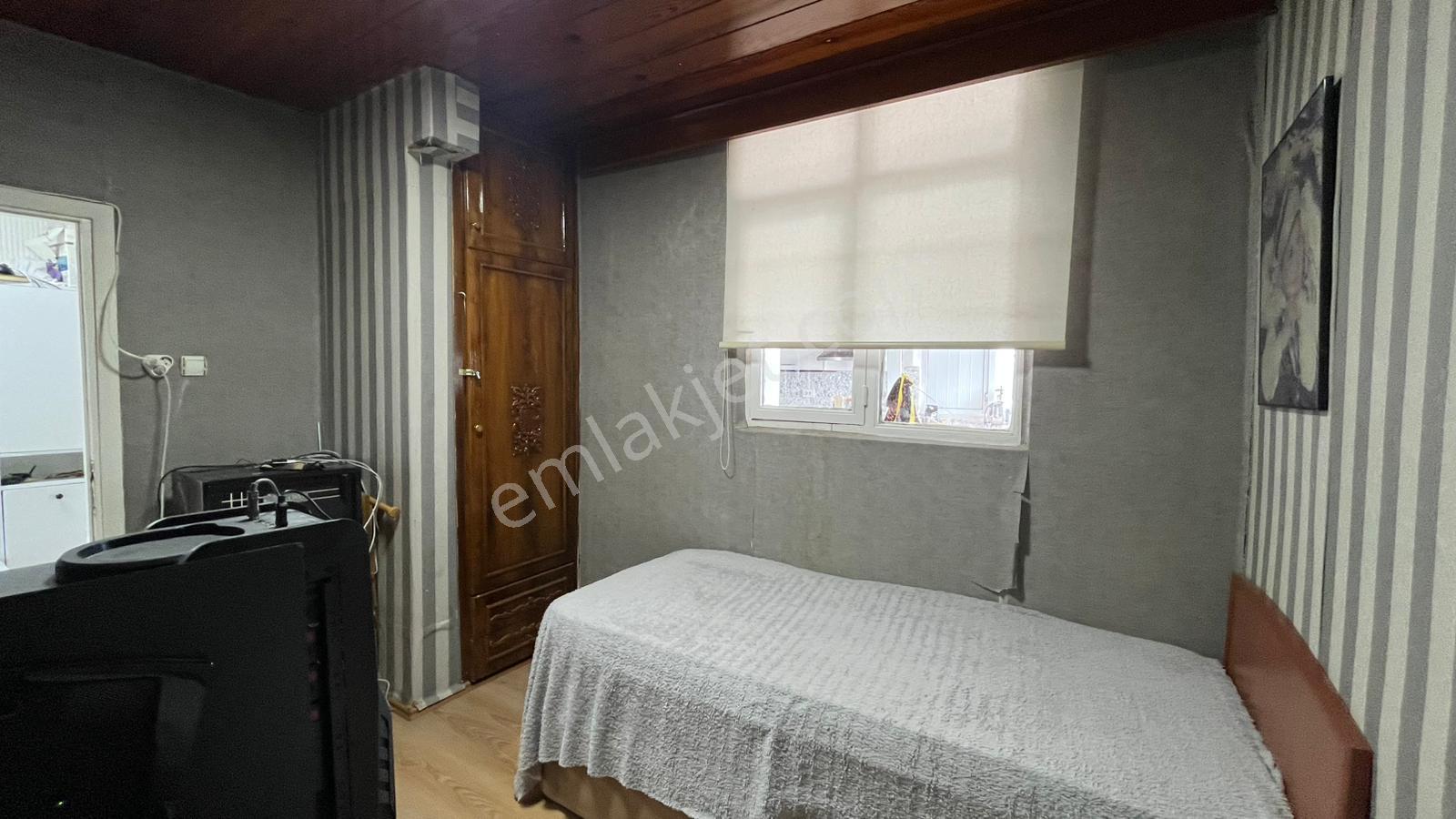 Maltepe Yalı Mahallesi'nde Katta Tek, Panoramik Adalar Ve Deniz Manzaralı Özel 3+1 Daire - Görsel 22