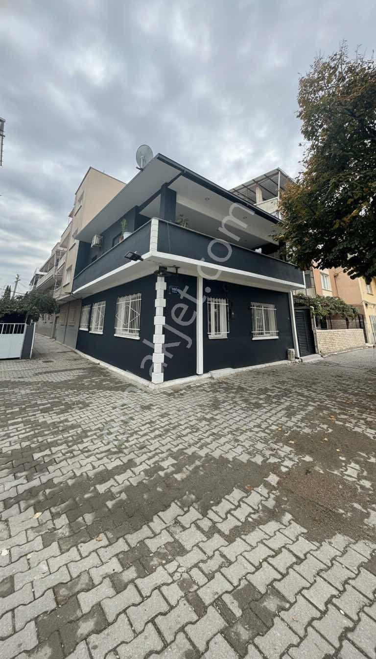 Komple Tadilatlı Satılık Fırsat Müstakil Köşe Bina