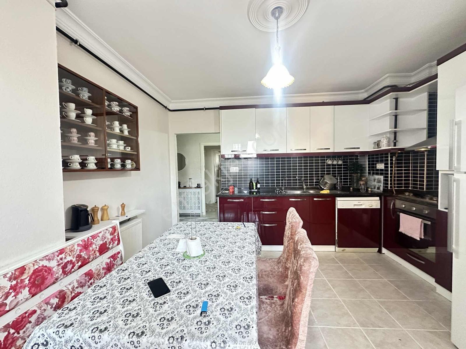 Eski Mezitli Site İçi Havuzlu 3+1 Doğalgazlı Cepheleri Full Açık - Görsel 22