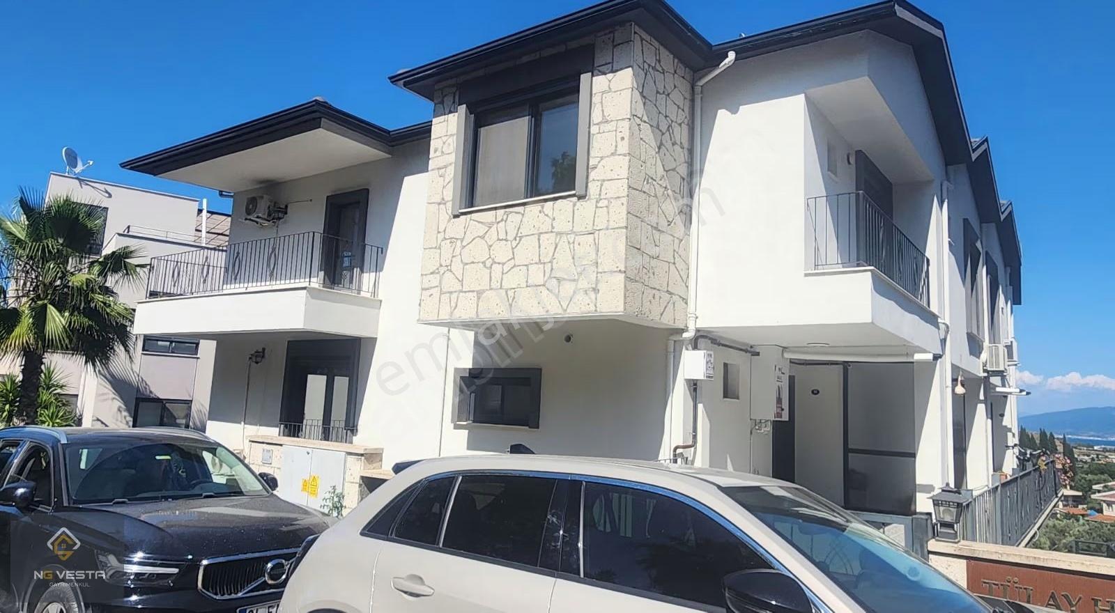 Deniz Manzaralı Bahçeli 4+1 Kiralık Villa - Görsel 30