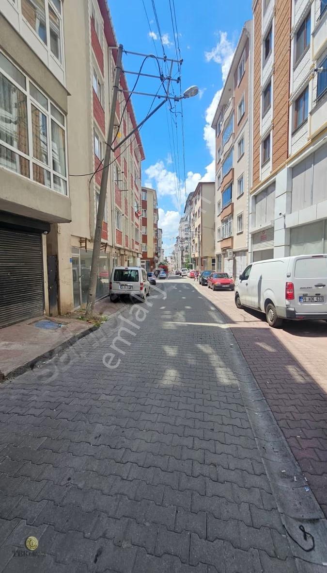 Resadiyede Ebeveyn Banyolu Kiralık 2+1 Daire - Görsel 19