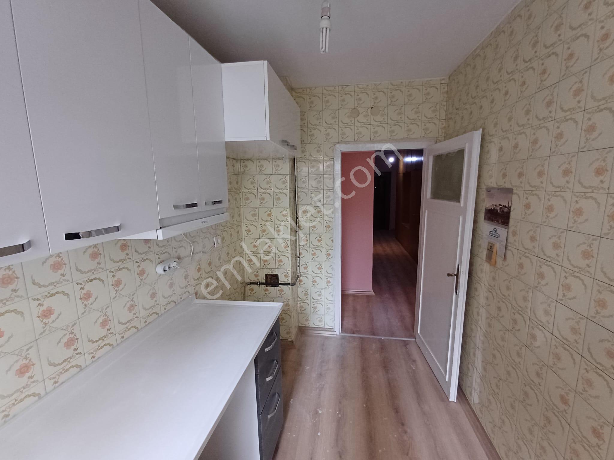 Aşağı Ayrancı Üst Kuzgunda 3.katta 125 M2 3+1 Satılık Boş Daire - Görsel 16