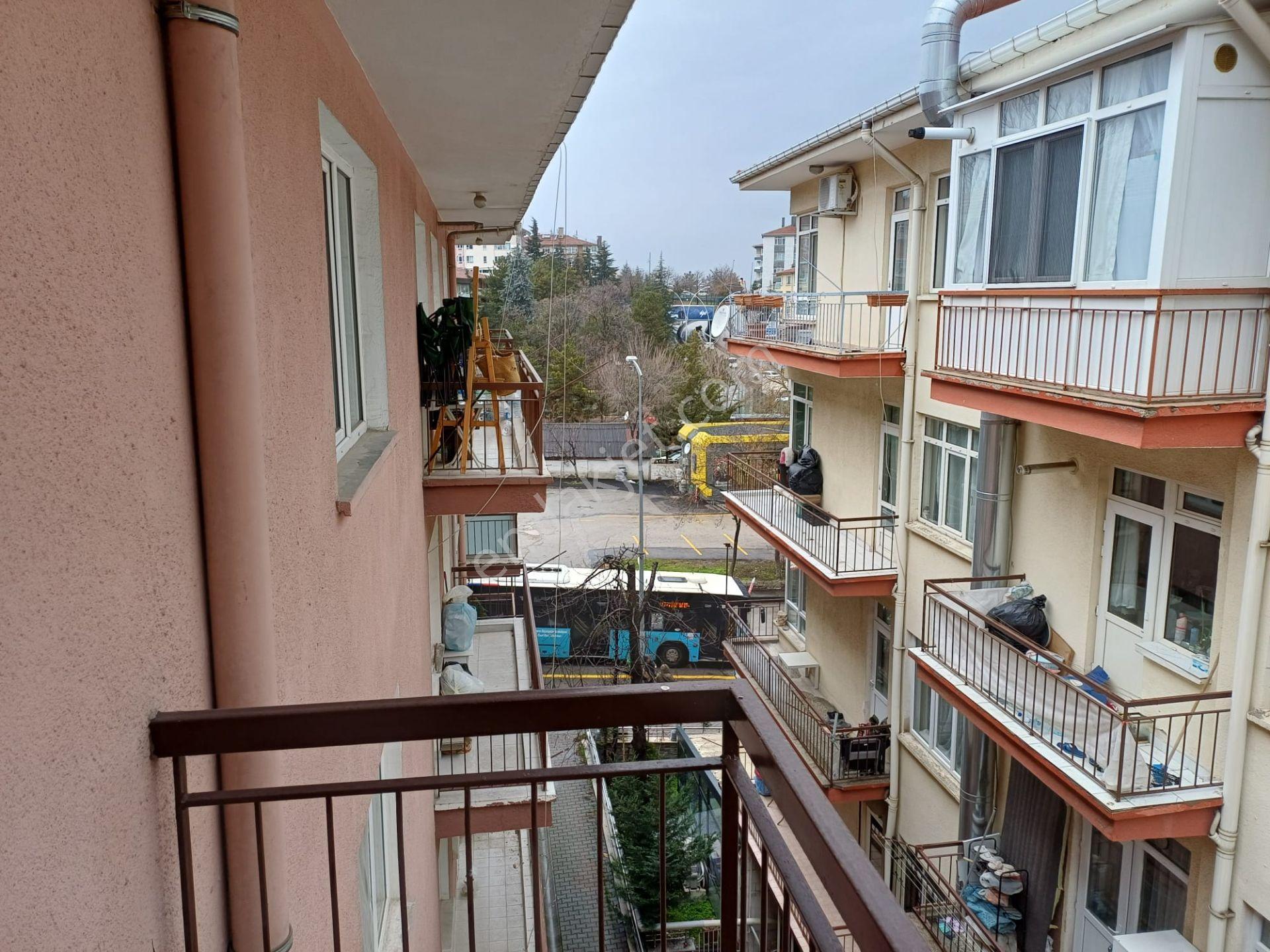 Aşağı Ayrancı Üst Kuzgunda 3.katta 125 M2 3+1 Satılık Boş Daire - Görsel 34