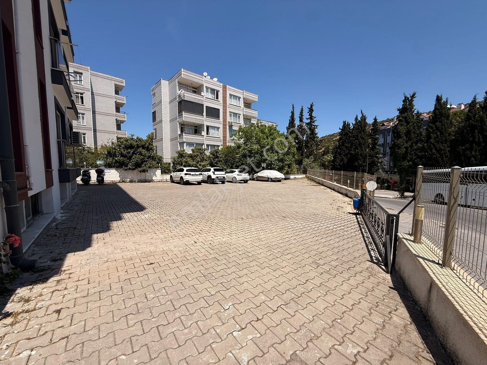 Havuzlu Site İçerisinde Yatırımlık 1+1 Satılık Daire! - Görsel 9
