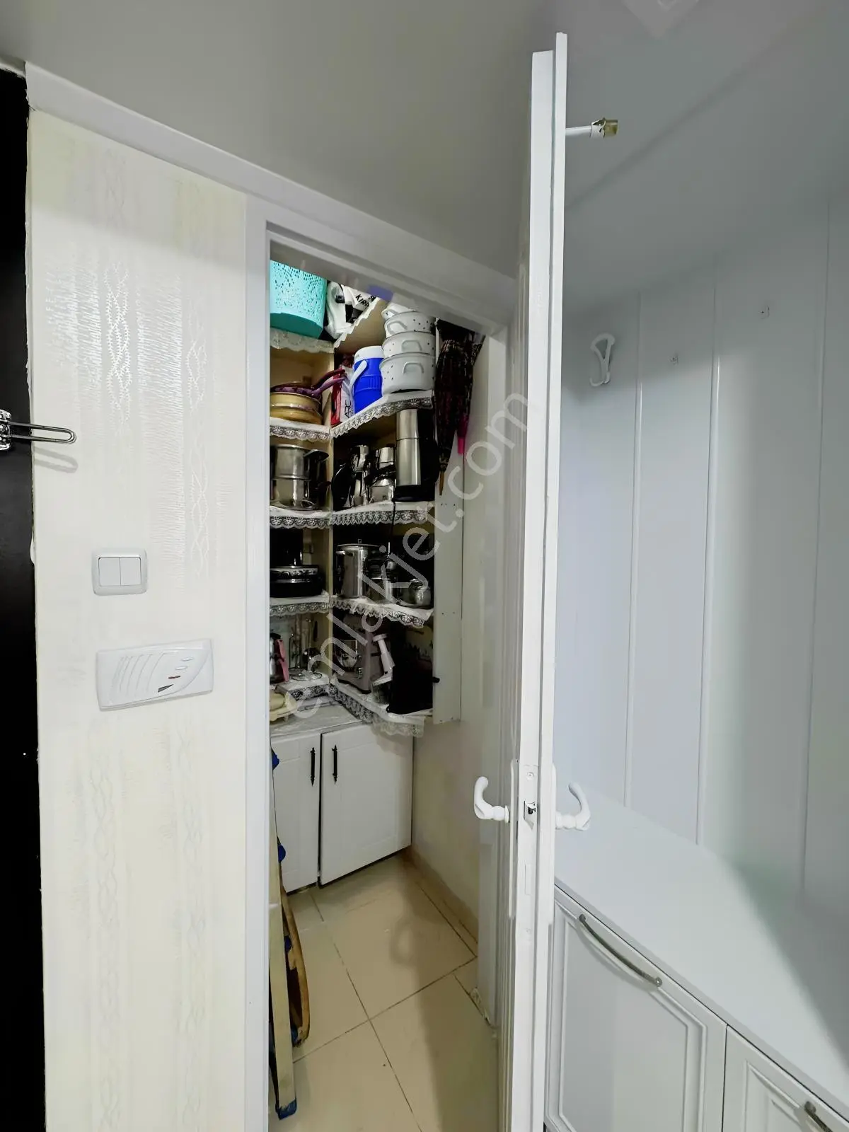 Merveşehir Merinos Sitesi Satılık 3+1 Daire - Görsel 2