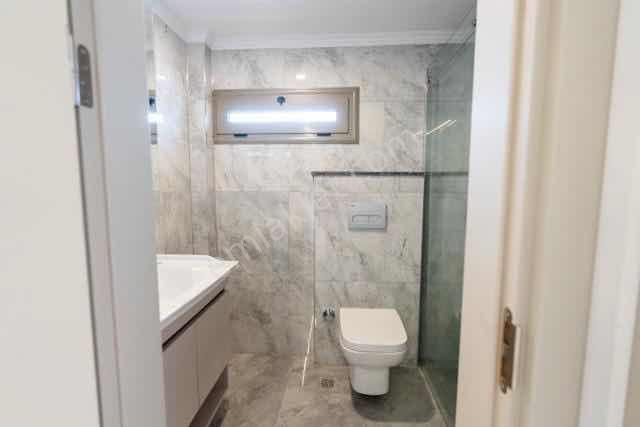 Kuşadası'nda Müstakil Havuzlu Full Eşyalı Satılık 4+1 Villa - Görsel 16