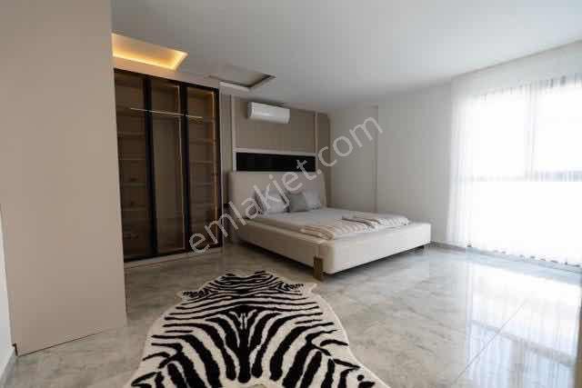 Kuşadası'nda Müstakil Havuzlu Full Eşyalı Satılık 4+1 Villa - Görsel 29