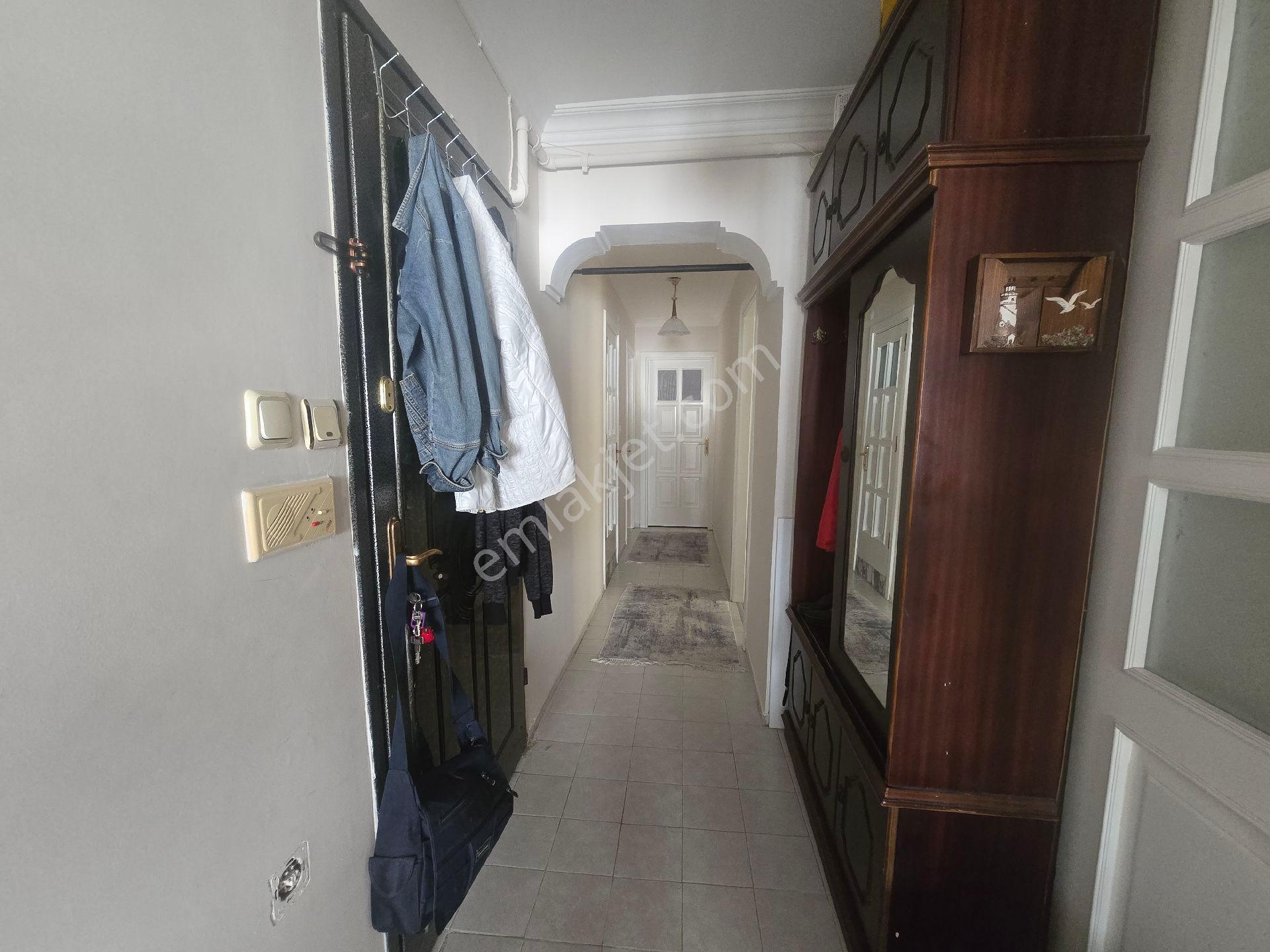 Karşıyaka Bahçelievler Mahallesi'nde Kiralık 3+1 Daire - Görsel 35