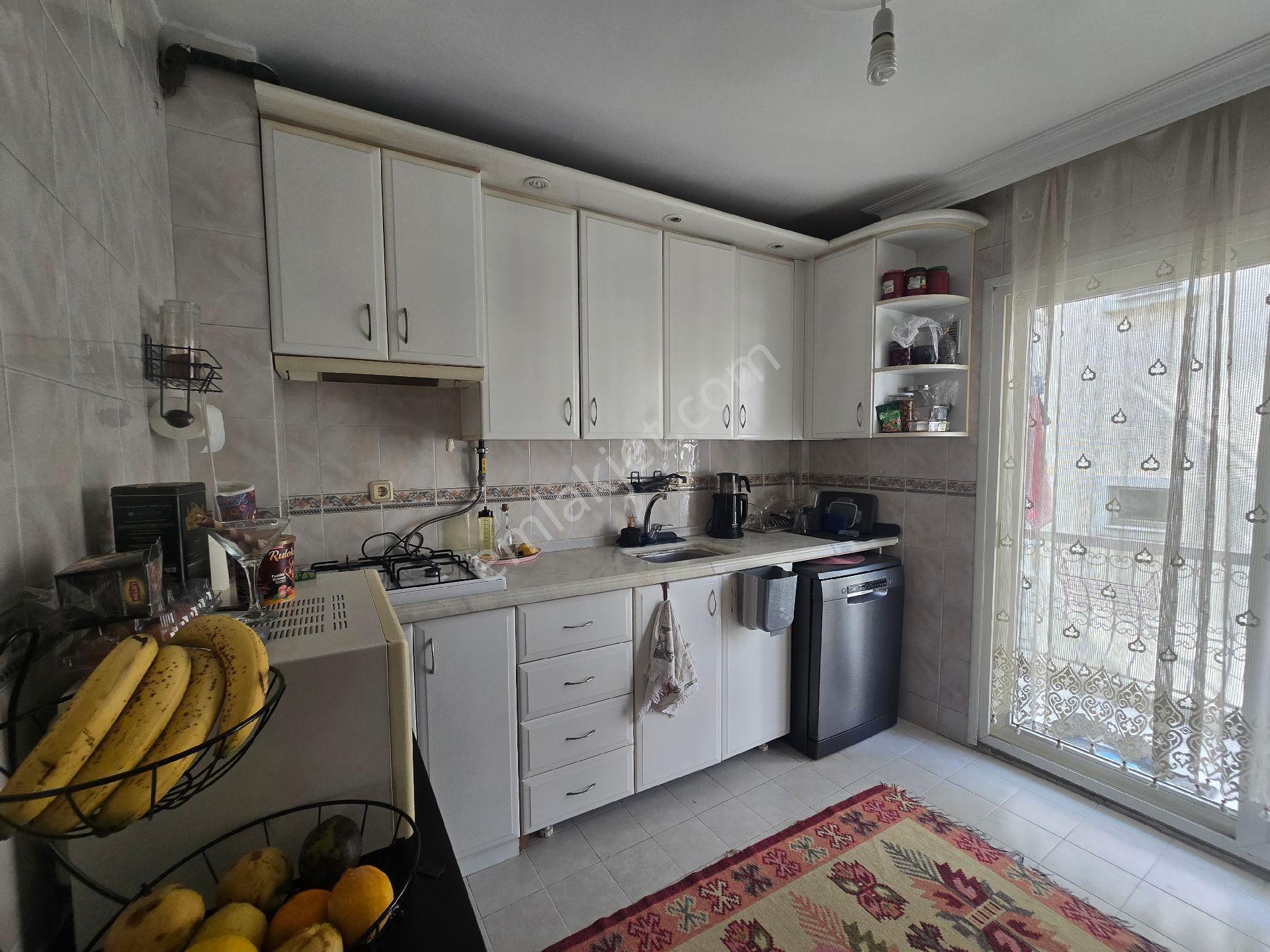 Karşıyaka Bahçelievler Mahallesi'nde Kiralık 3+1 Daire - Görsel 27