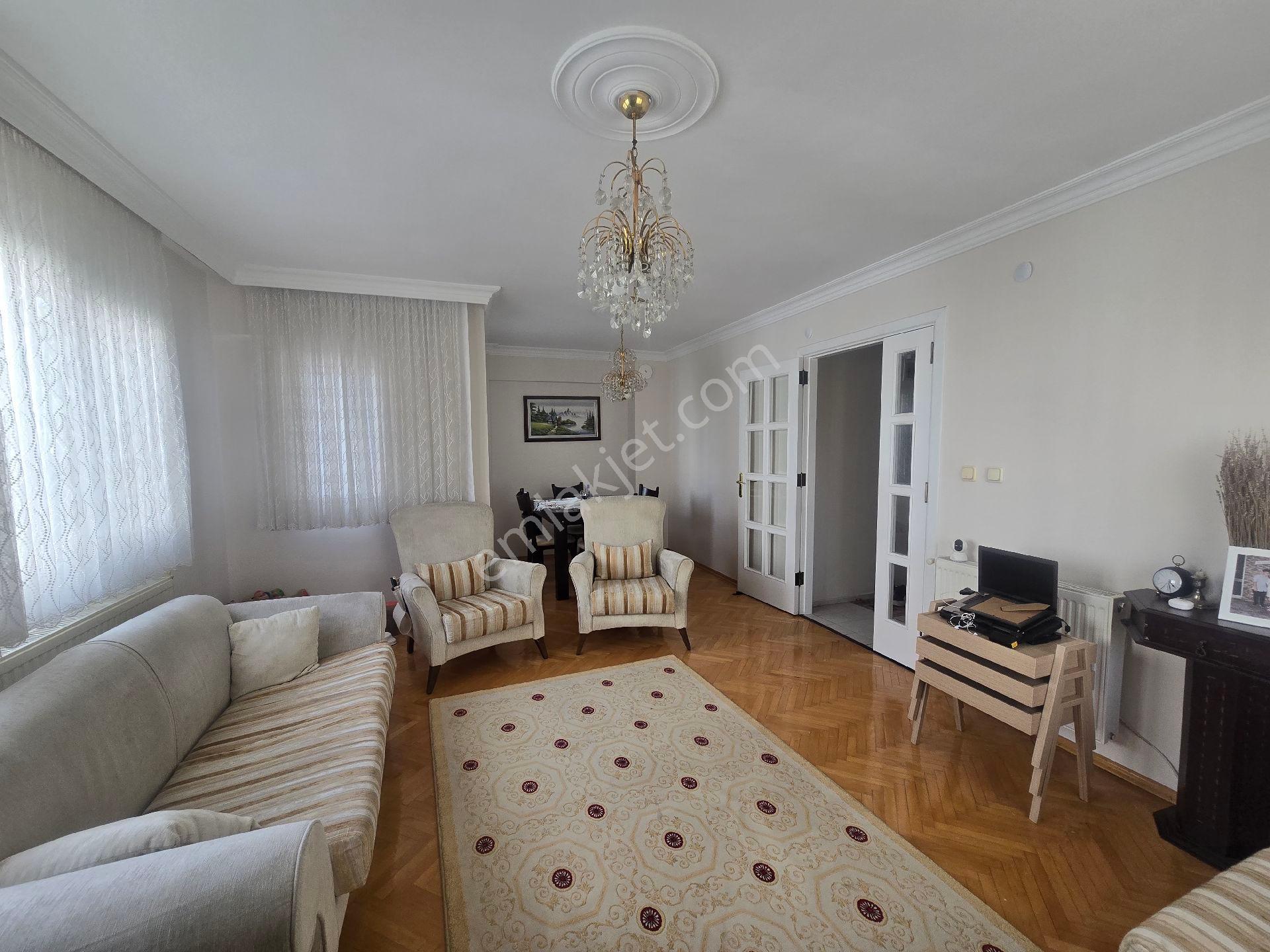 Karşıyaka Bahçelievler Mahallesi'nde Kiralık 3+1 Daire - Görsel 31