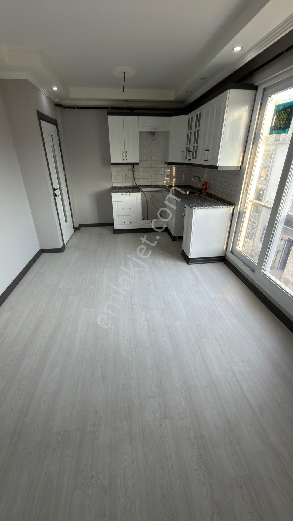 50.yıl Mah. 3 Yıllık Yeni Binada Kiralık 1+1 Daire - Görsel 5