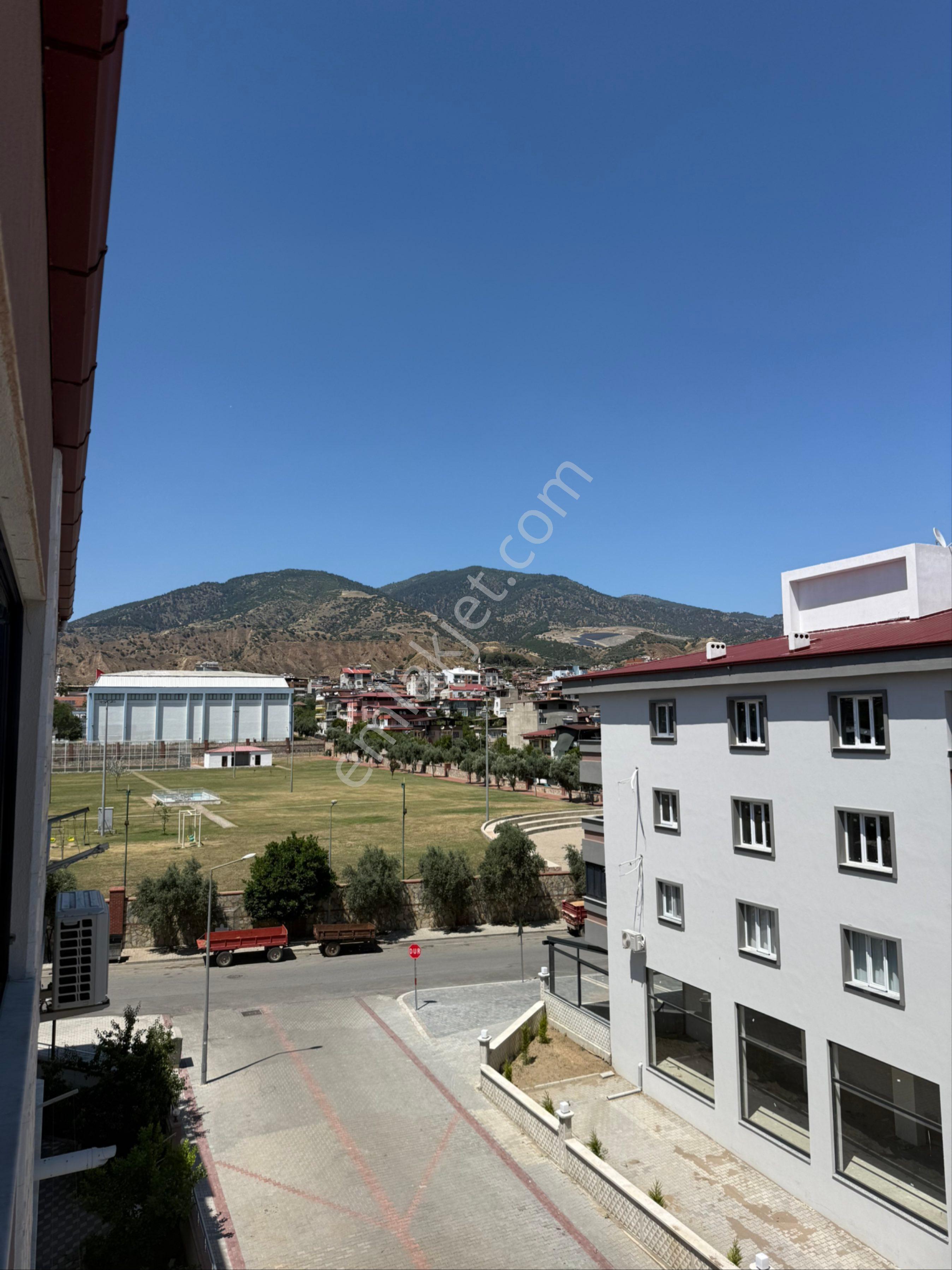Kuyucak Yeni Mahallede 3+1 Doğalgazlı Kiralık Daire - Görsel 15