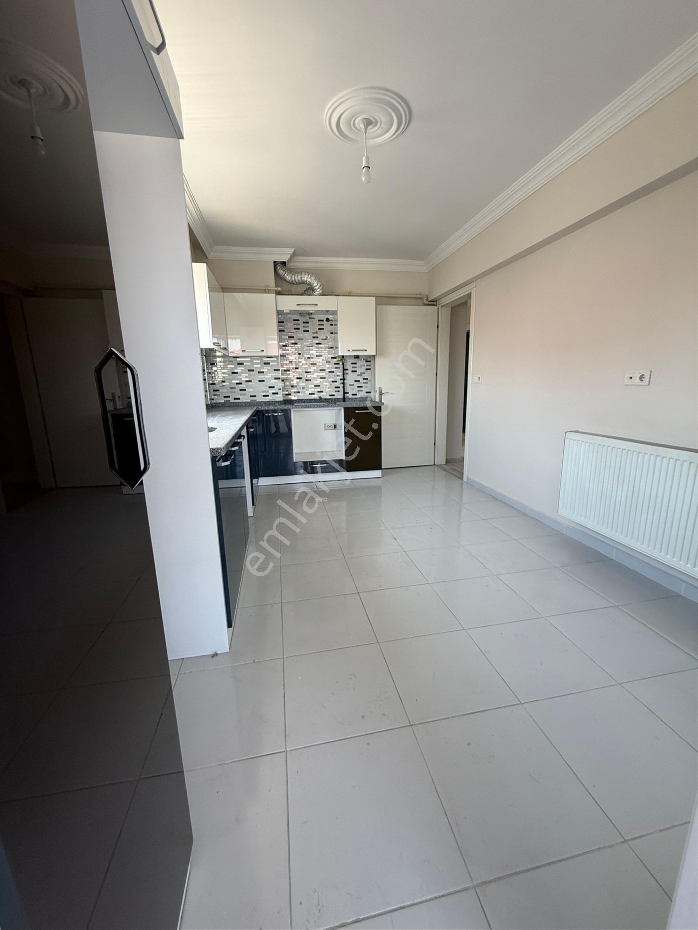 Kuyucak Yeni Mahallede 3+1 Doğalgazlı Kiralık Daire - Görsel 9