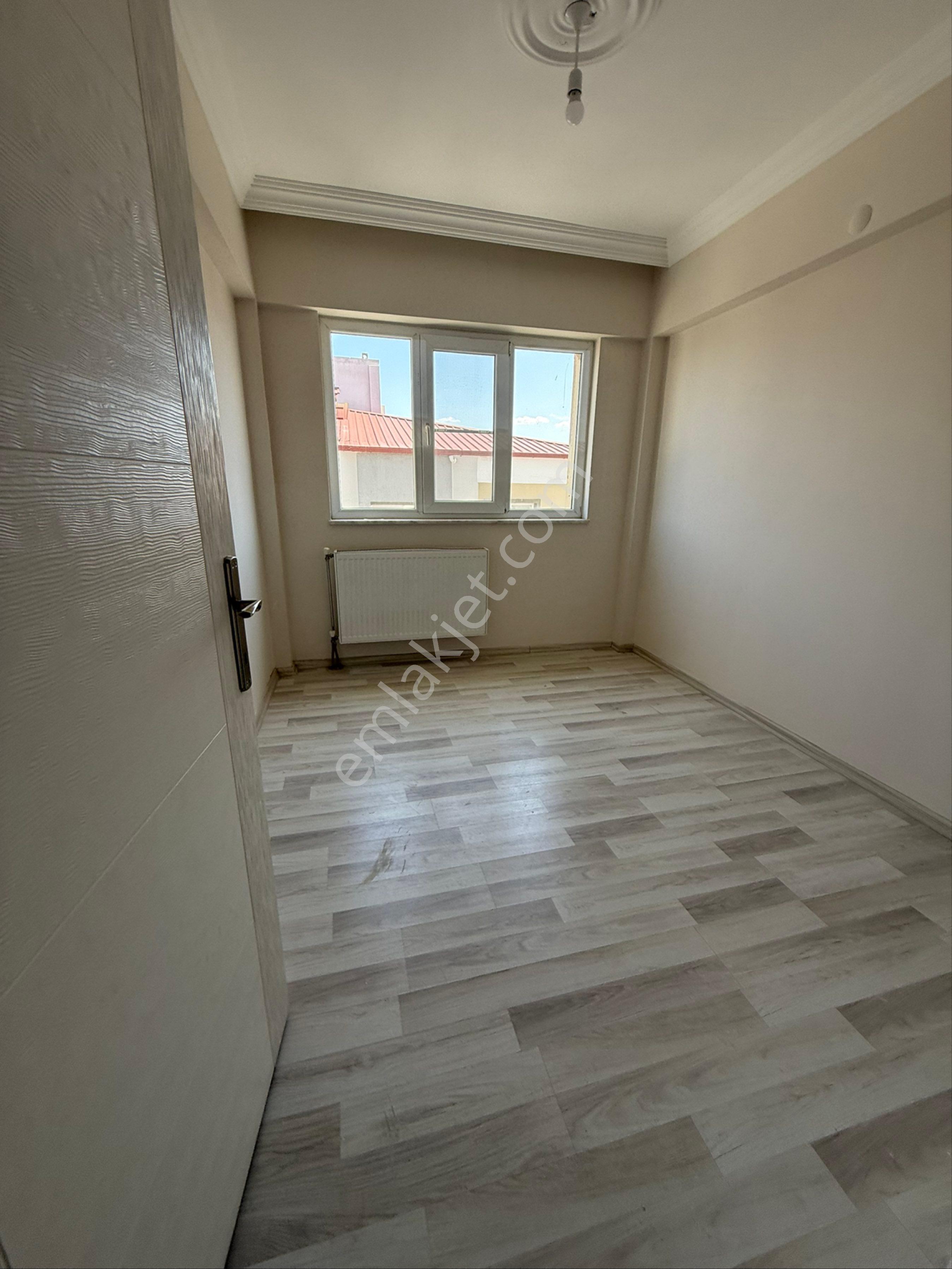 Kuyucak Yeni Mahallede 3+1 Doğalgazlı Kiralık Daire - Görsel 4