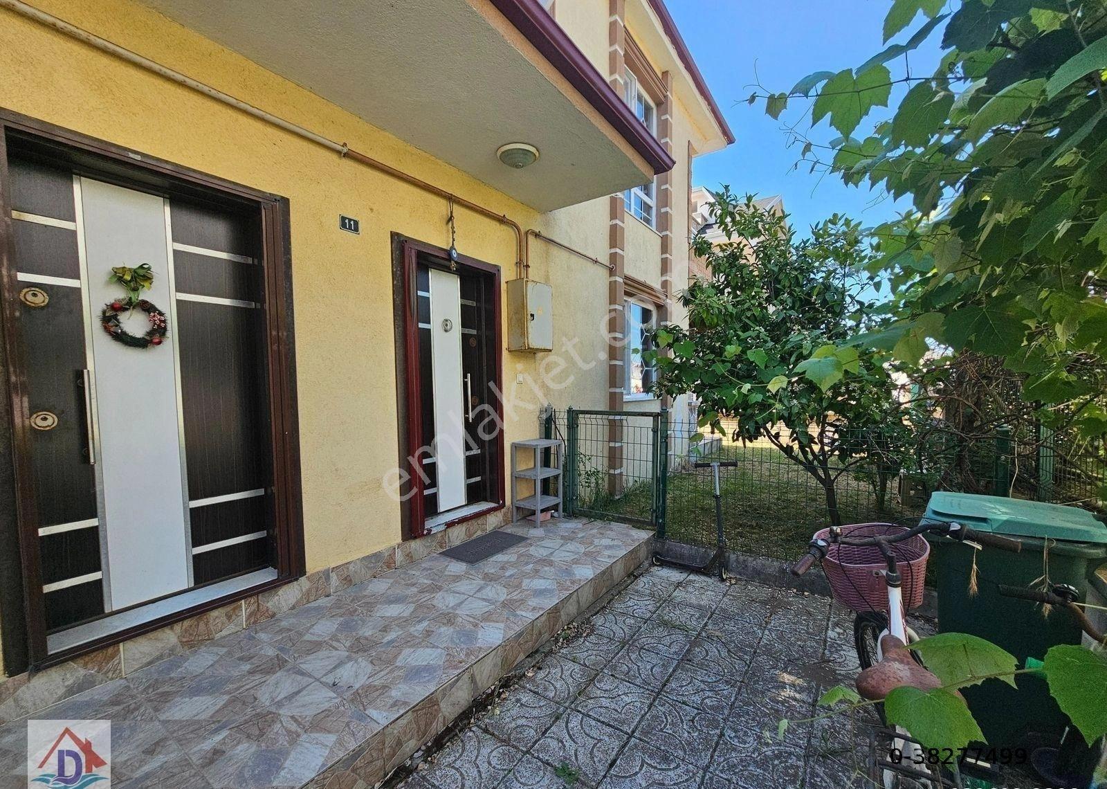 Deniz'den 3+1 Merkezi Konumda, Kombi Petekli Satılık Villa - Görsel 10