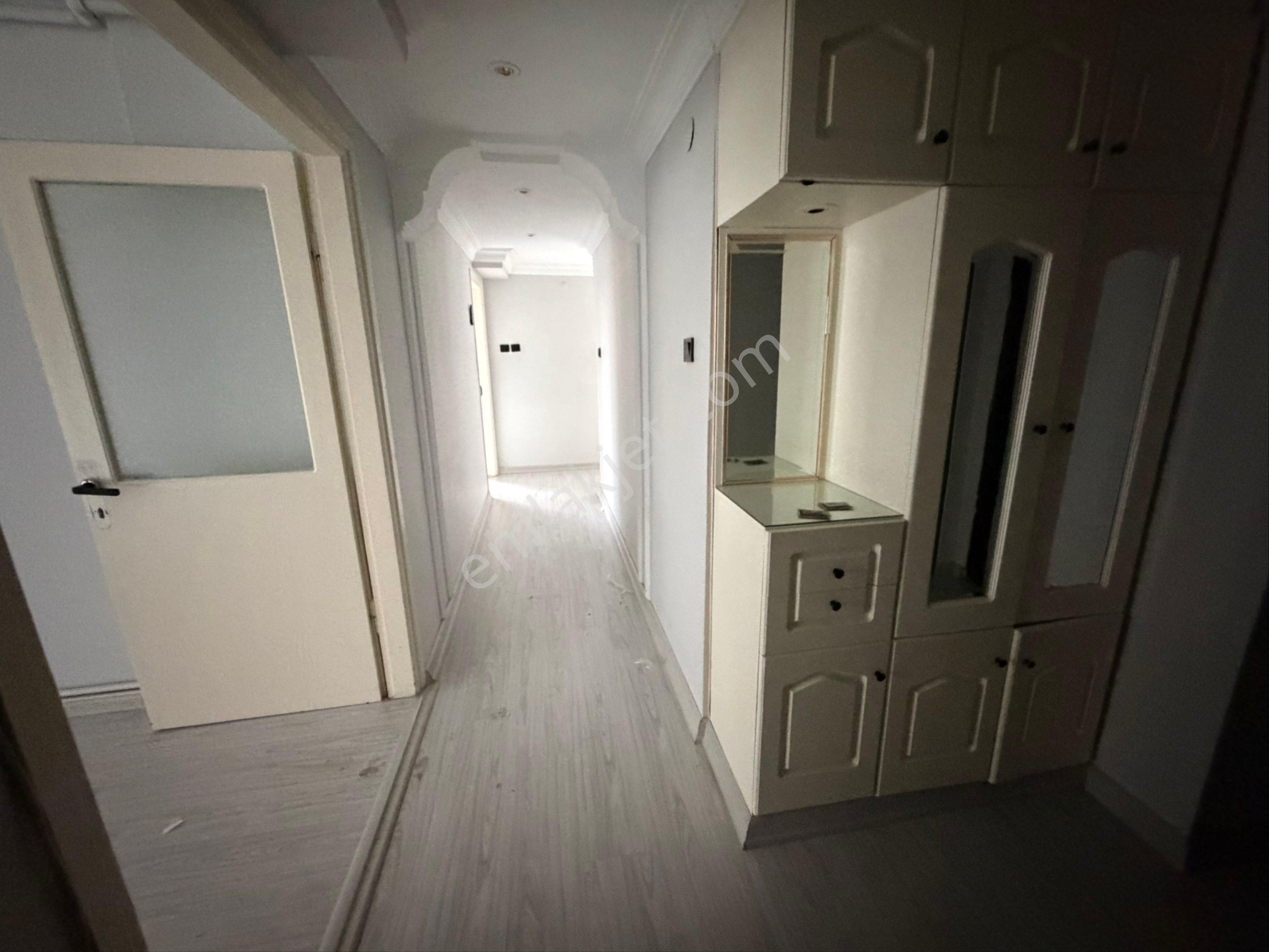 Buca Turyap'tan Merkezi Lokasyonda Site İçi 3+1 Kiralık Daire - Görsel 18