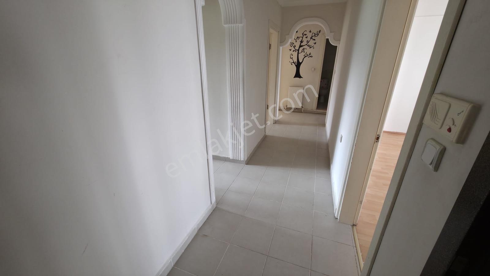 Yıldız Mh.da Kiralık 3+1 Geniş Daire Yeni Fen Lisesi Yakını - Görsel 25